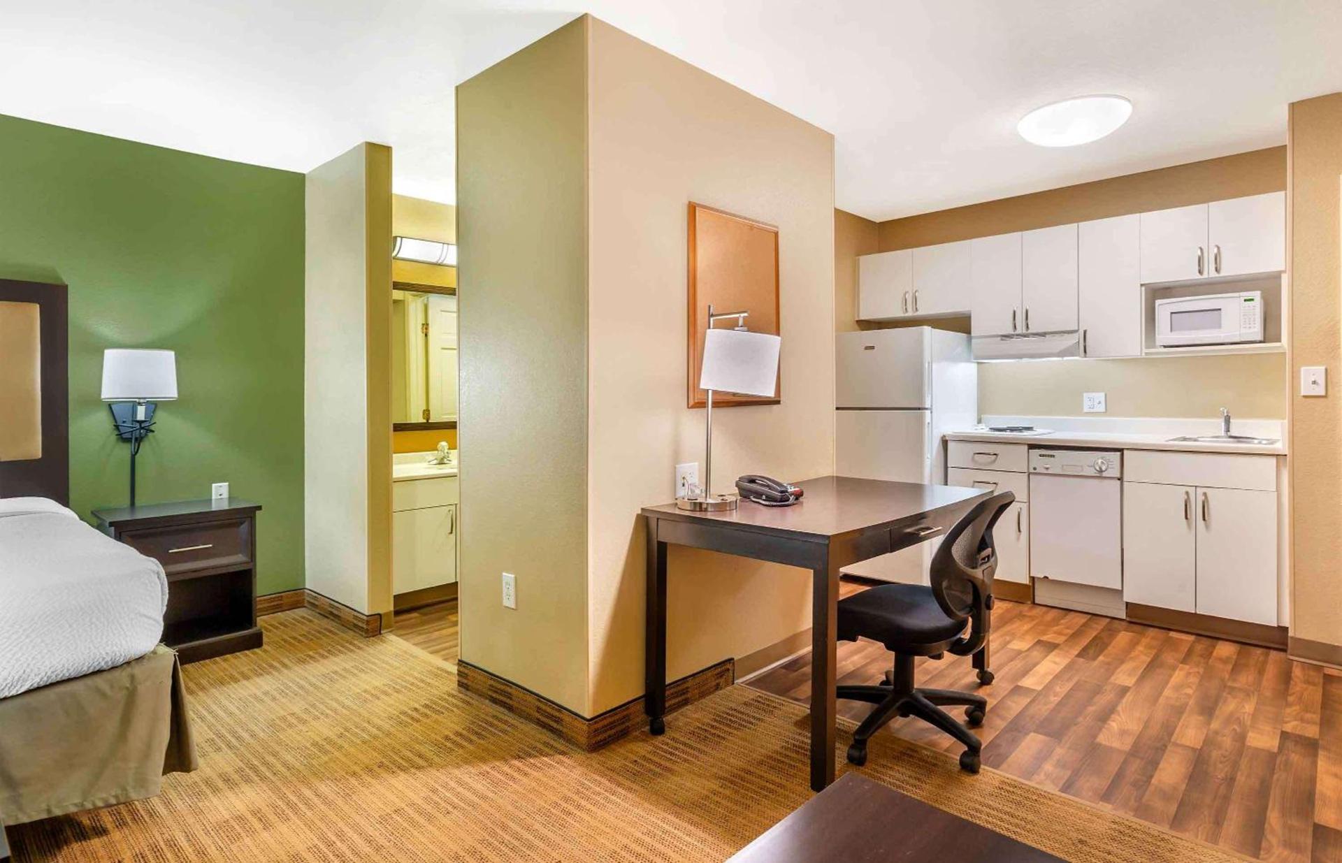 Extended Stay America Suites - Boston - Westborough - Computer Dr photo 2