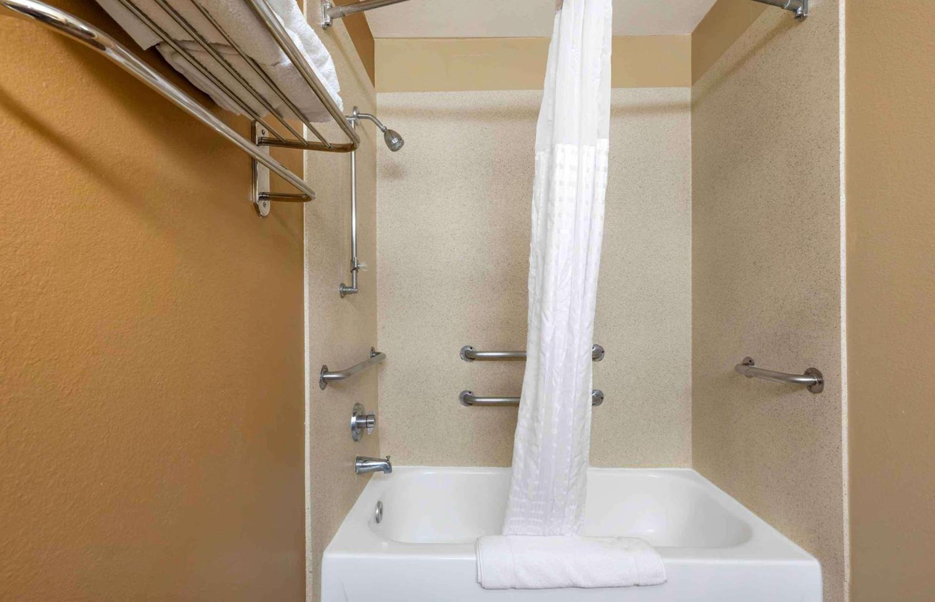 Extended Stay America Select Suites - Phoenix - Mesa - West photo 33