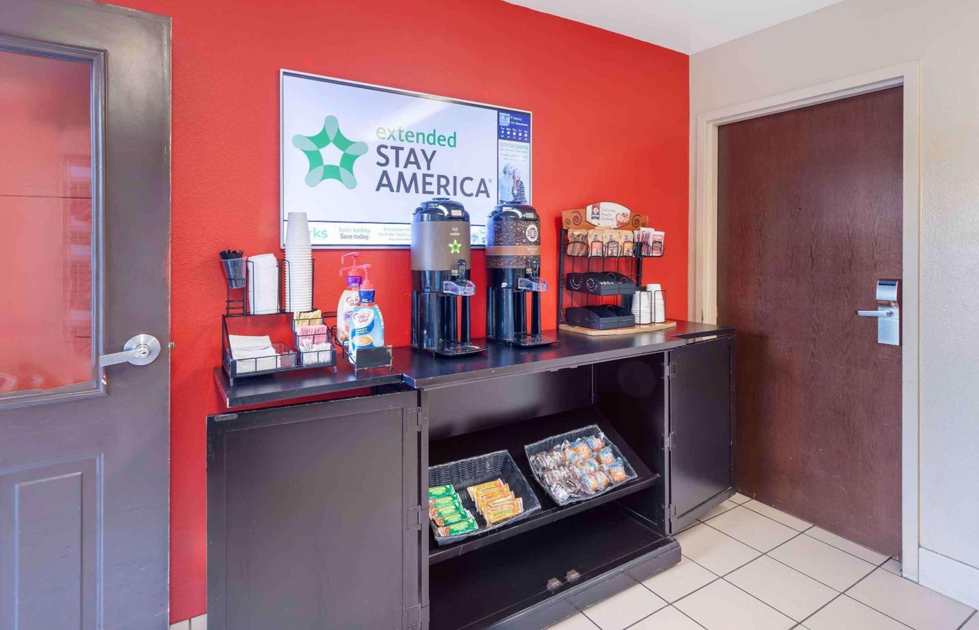 Studio 6 Suites Fresno North CA photo 7