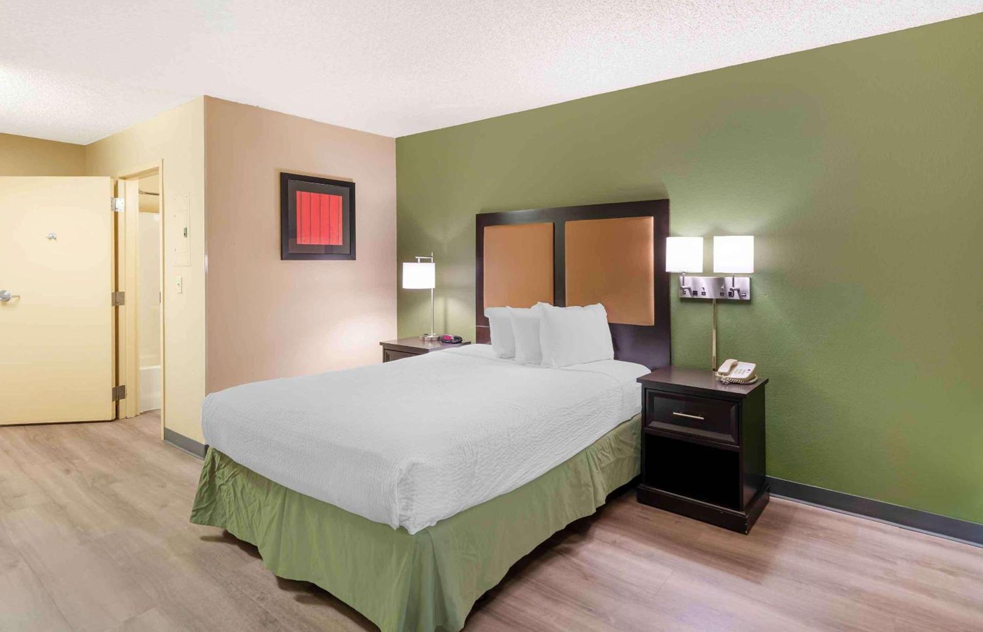 Studio 6 Suites Fresno North CA photo 8