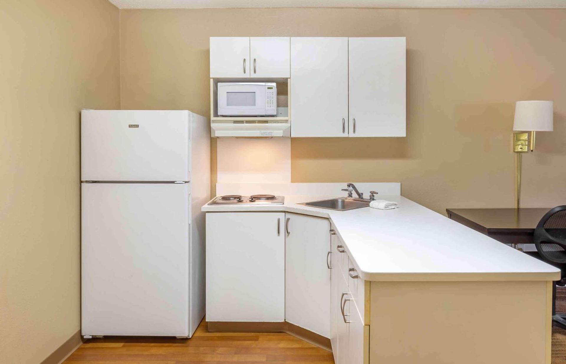 Studio 6 Suites Fresno North CA photo 19