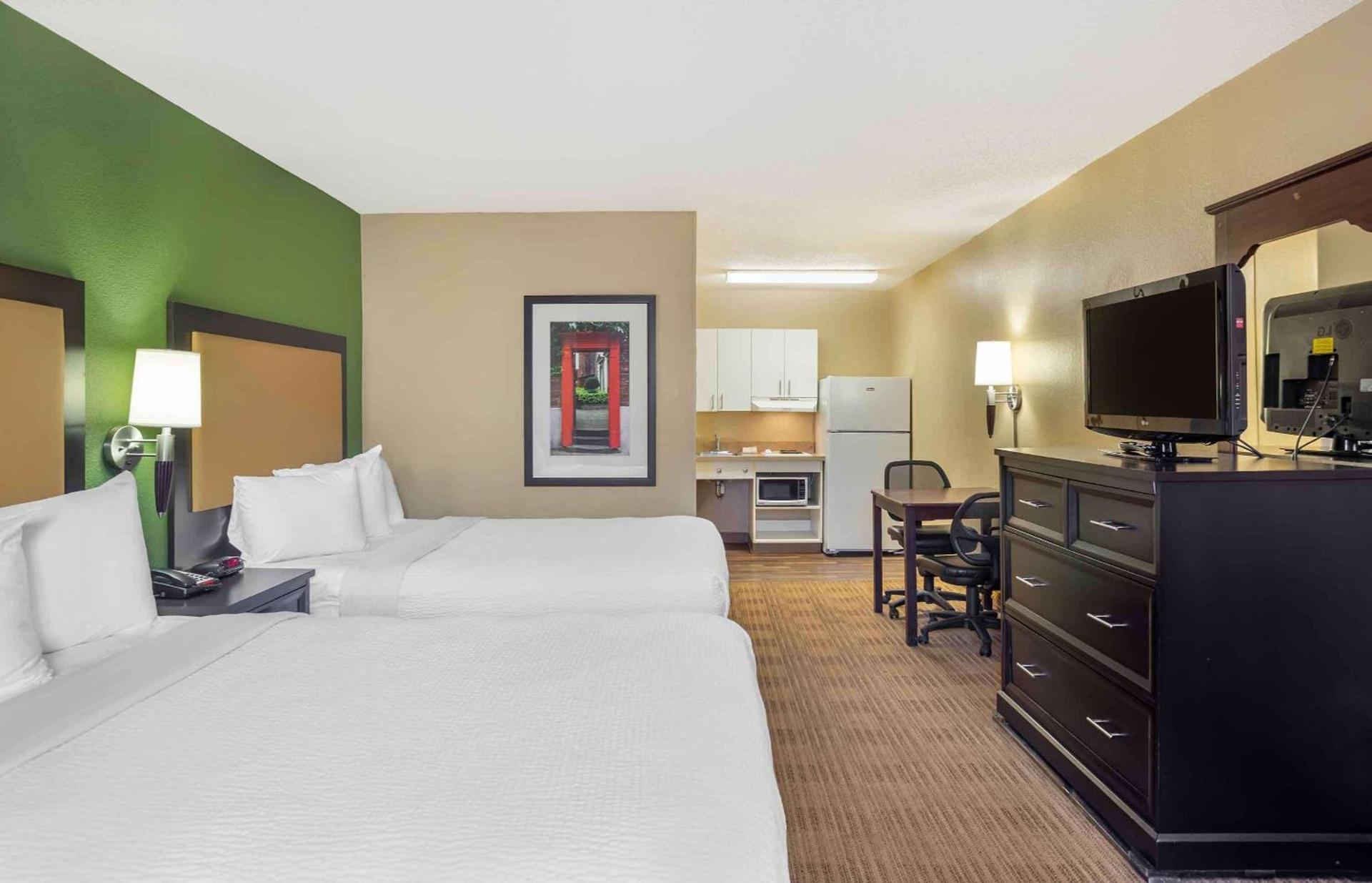 Studio 6 Suites Fresno North CA photo 30