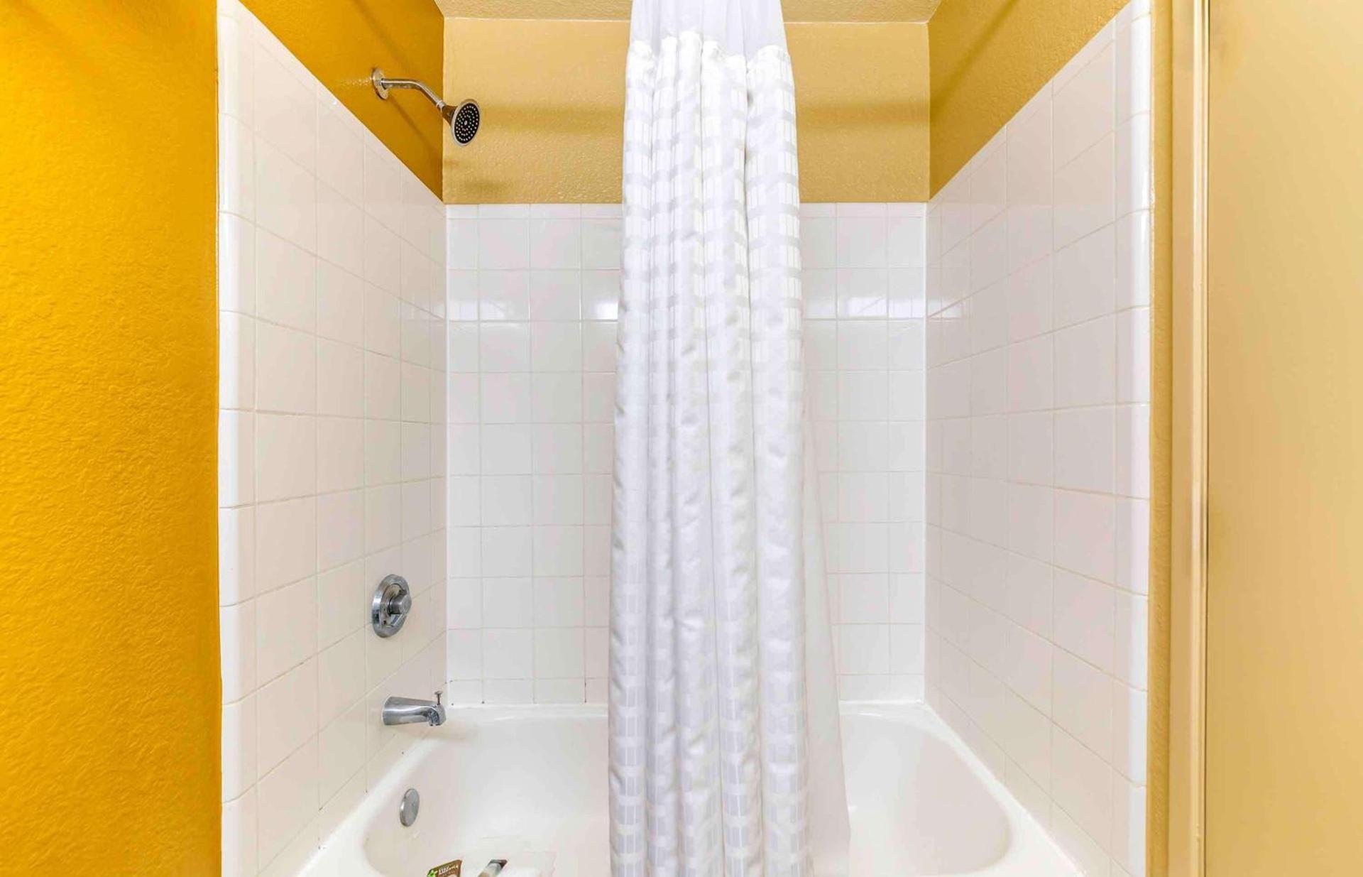 Extended Stay America Suites - Fort Lauderdale - Tamarac photo 22