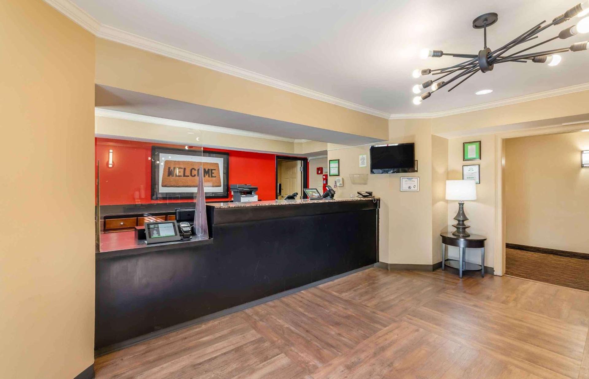 Extended Stay America Select Suites - Chesapeake - Churchland Blvd photo 3