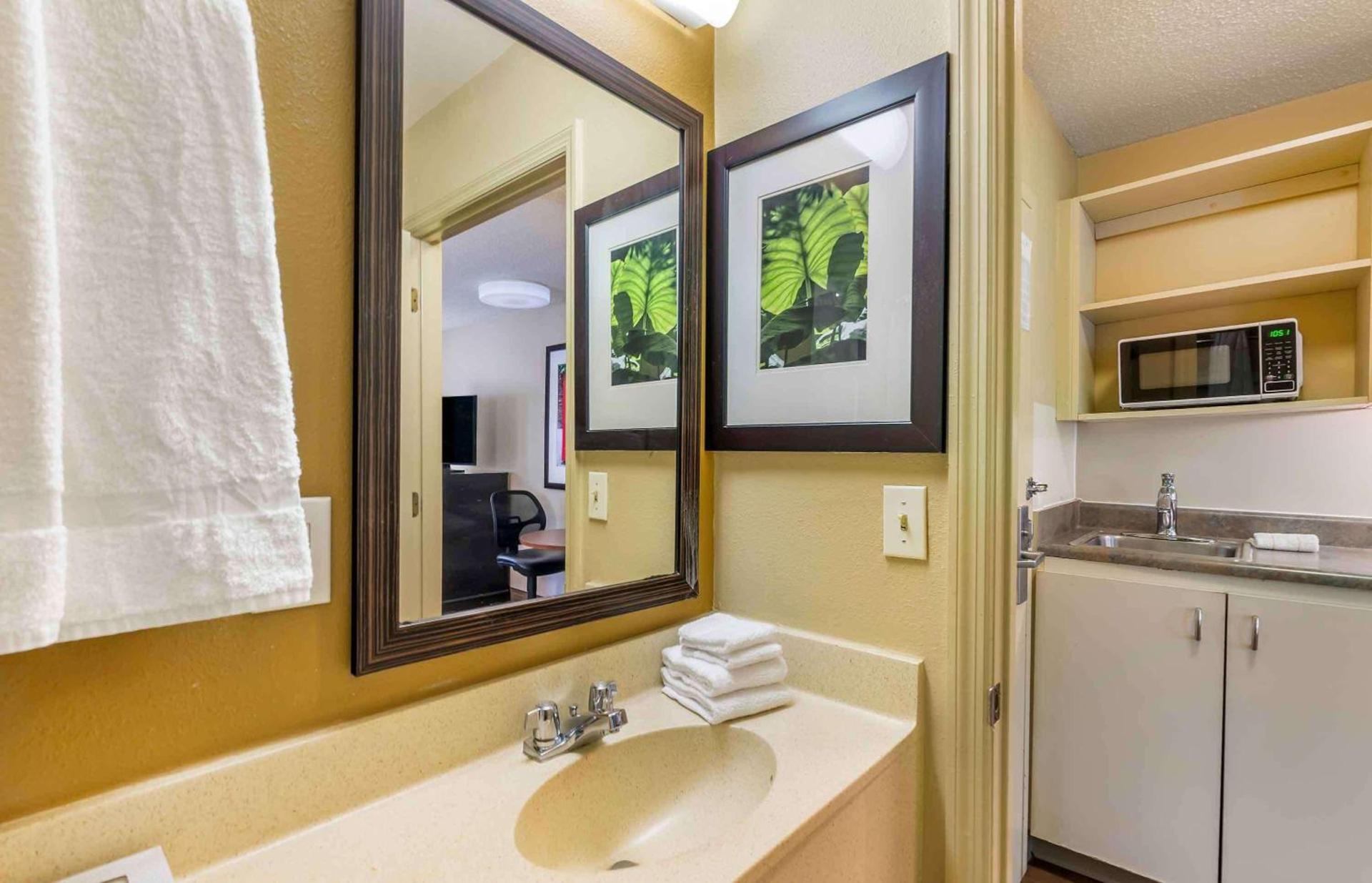 Extended Stay America Select Suites - Chesapeake - Churchland Blvd photo 20