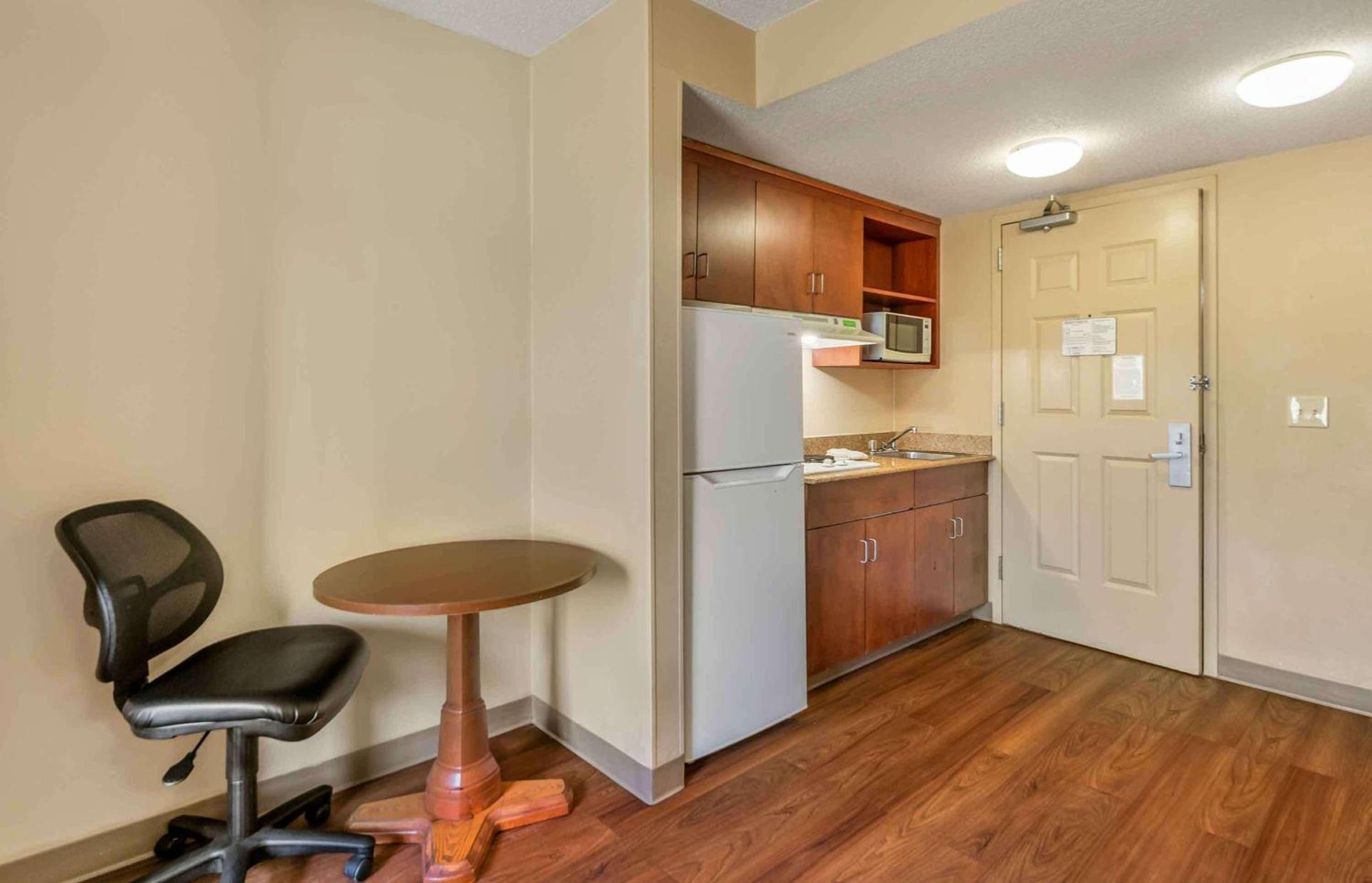 Extended Stay America Suites - Chesapeake - Greenbrier Circle photo 17