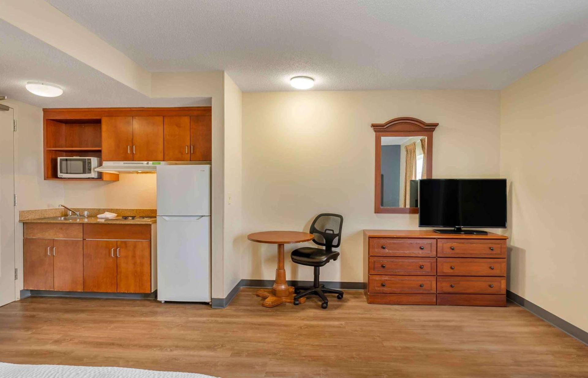Extended Stay America Suites - Chesapeake - Greenbrier Circle photo 25