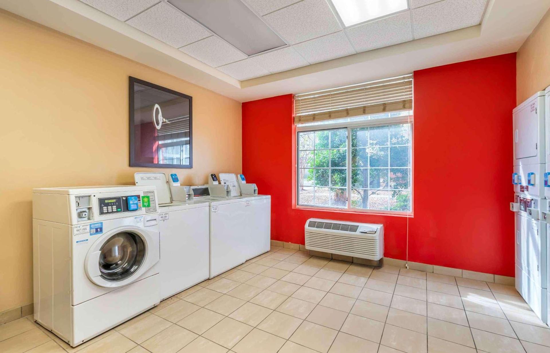 Extended Stay America Suites - Chesapeake - Greenbrier Circle photo 40