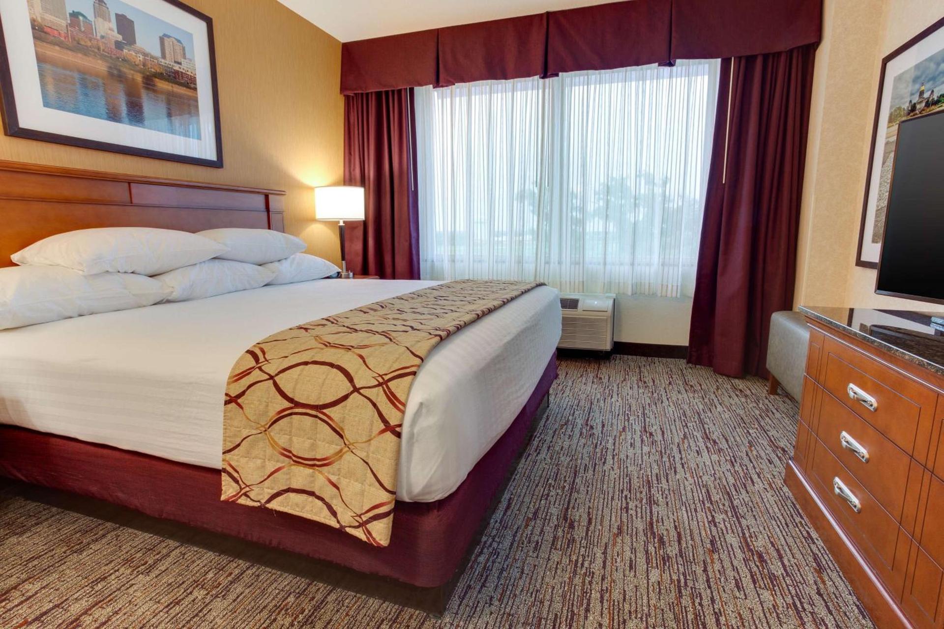 Drury Inn & Suites West Des Moines photo 11