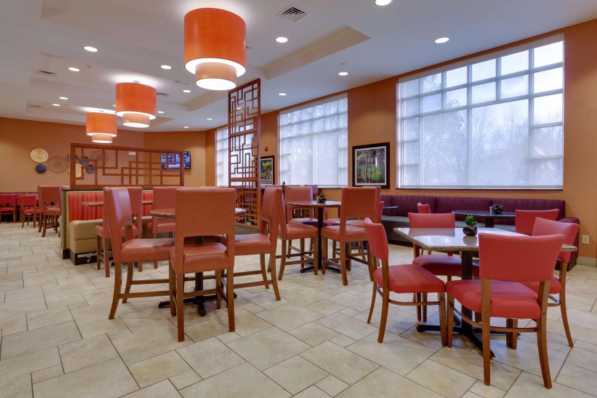 Drury Inn & Suites Baton Rouge photo 6