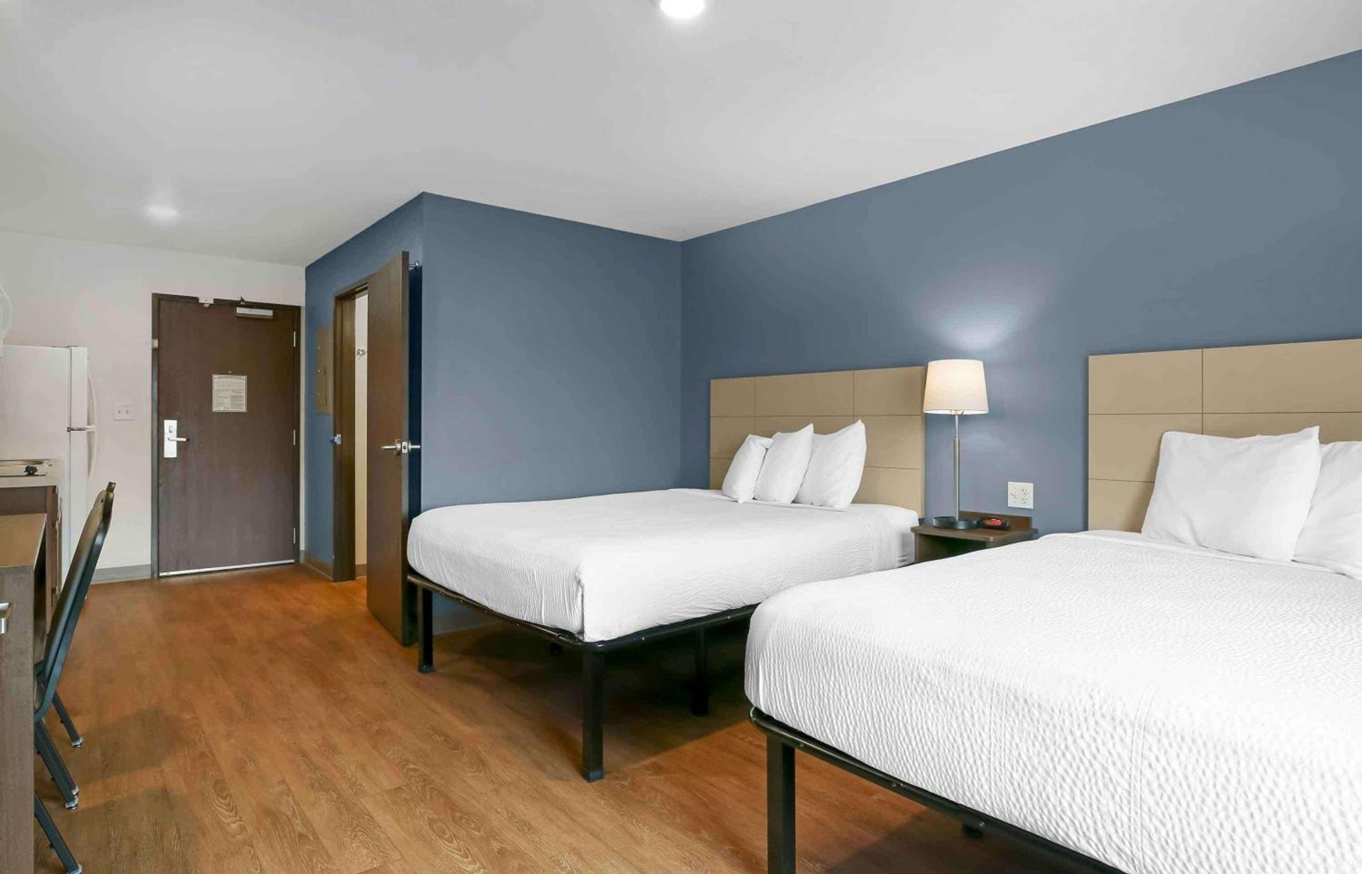 Extended Stay America Select Suites - Tampa - Brandon - East photo 15