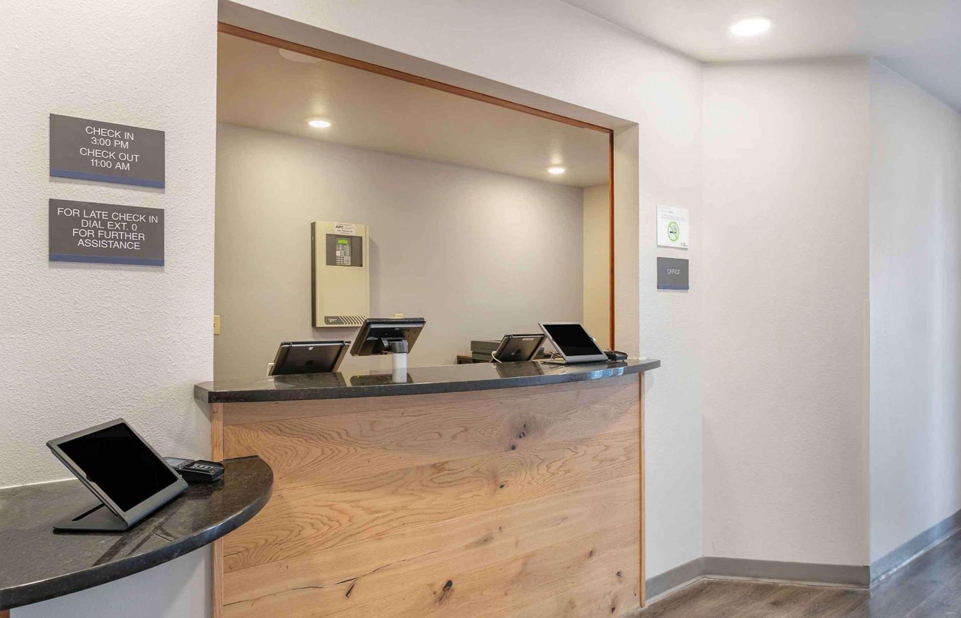Extended Stay America Select Suites - Omaha - Southwest photo 5