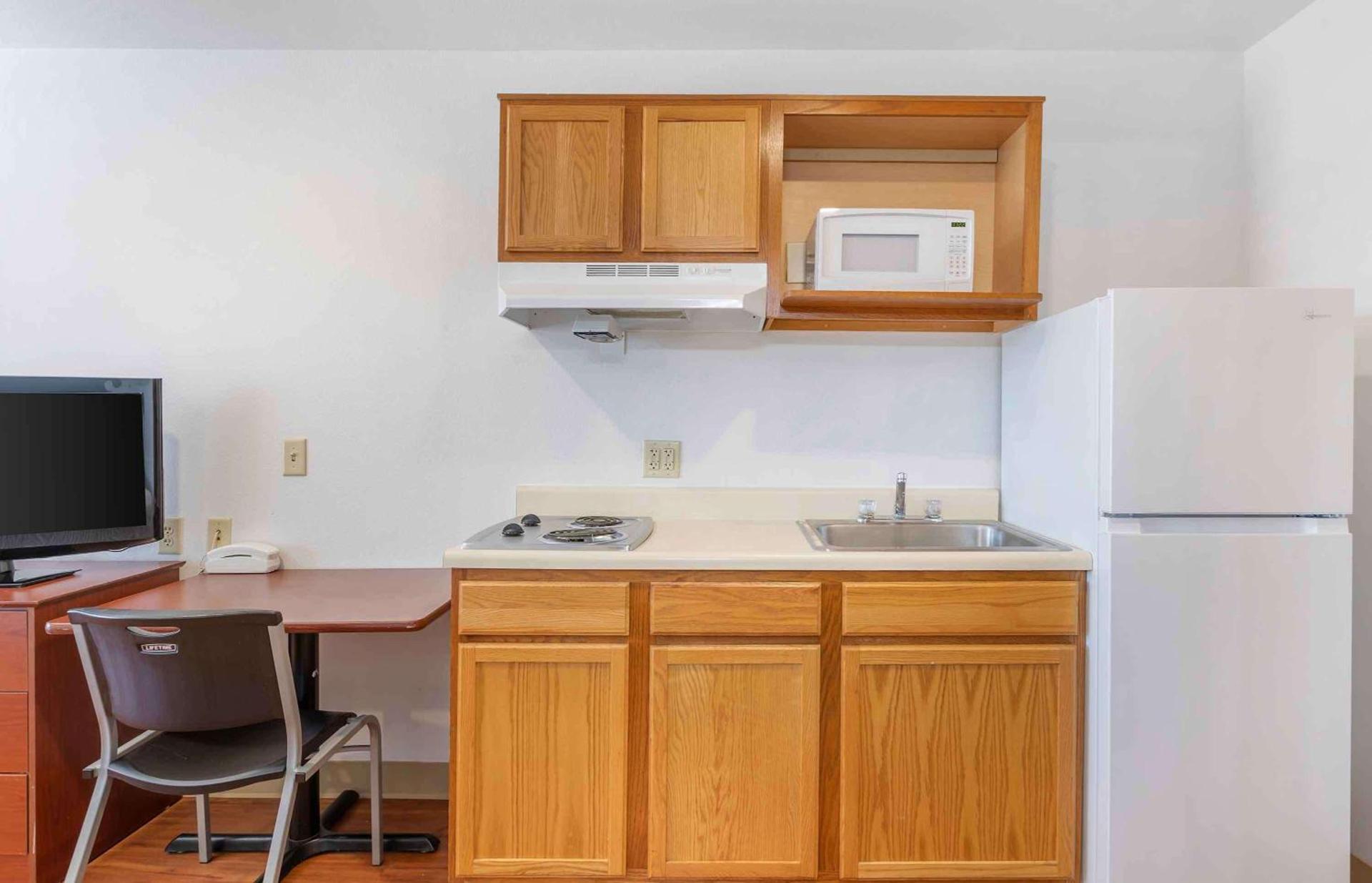 Extended Stay America Select Suites - Omaha - Southwest photo 9