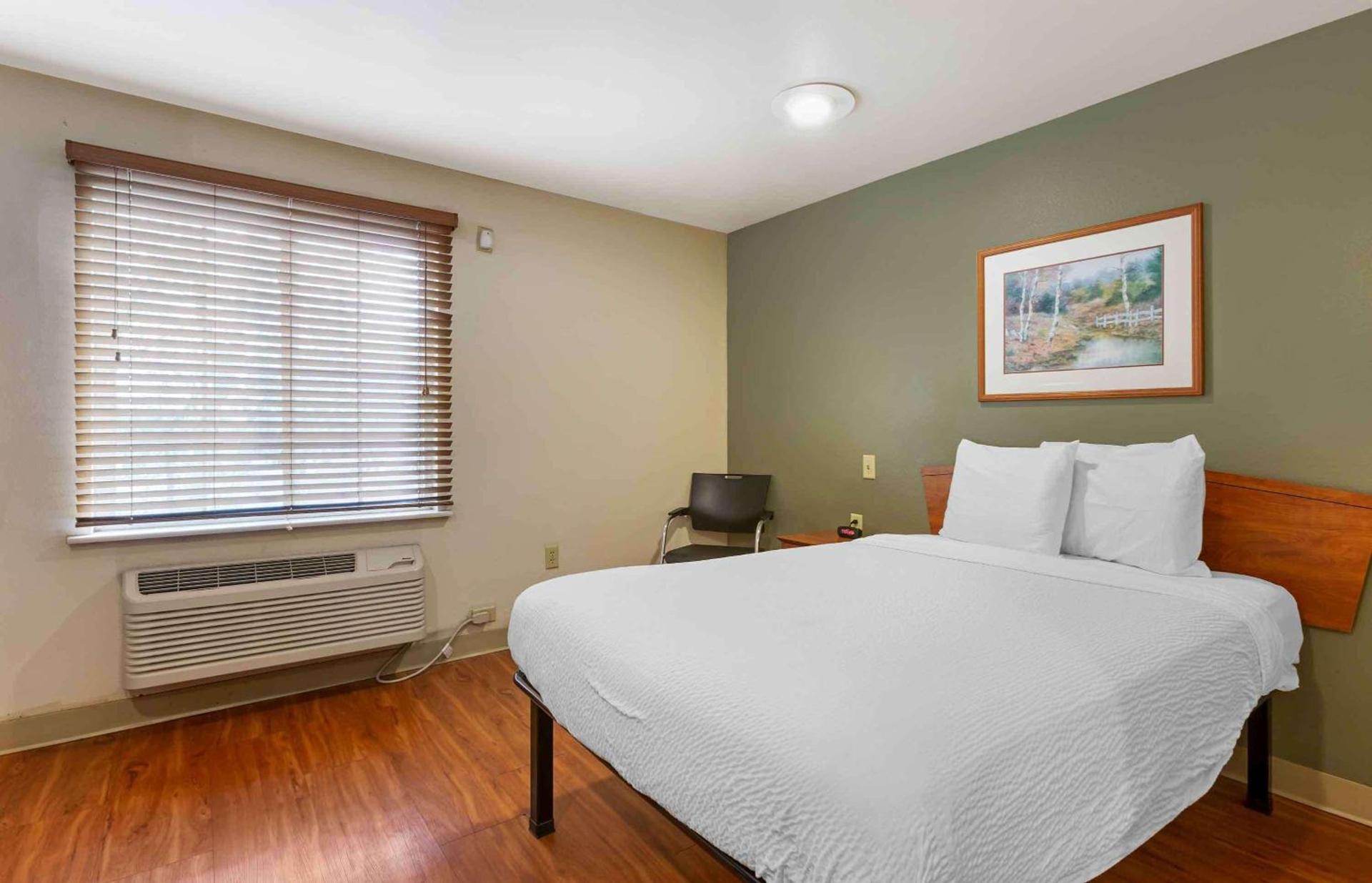 Extended Stay America Select Suites - Kansas City - Stadium photo 13
