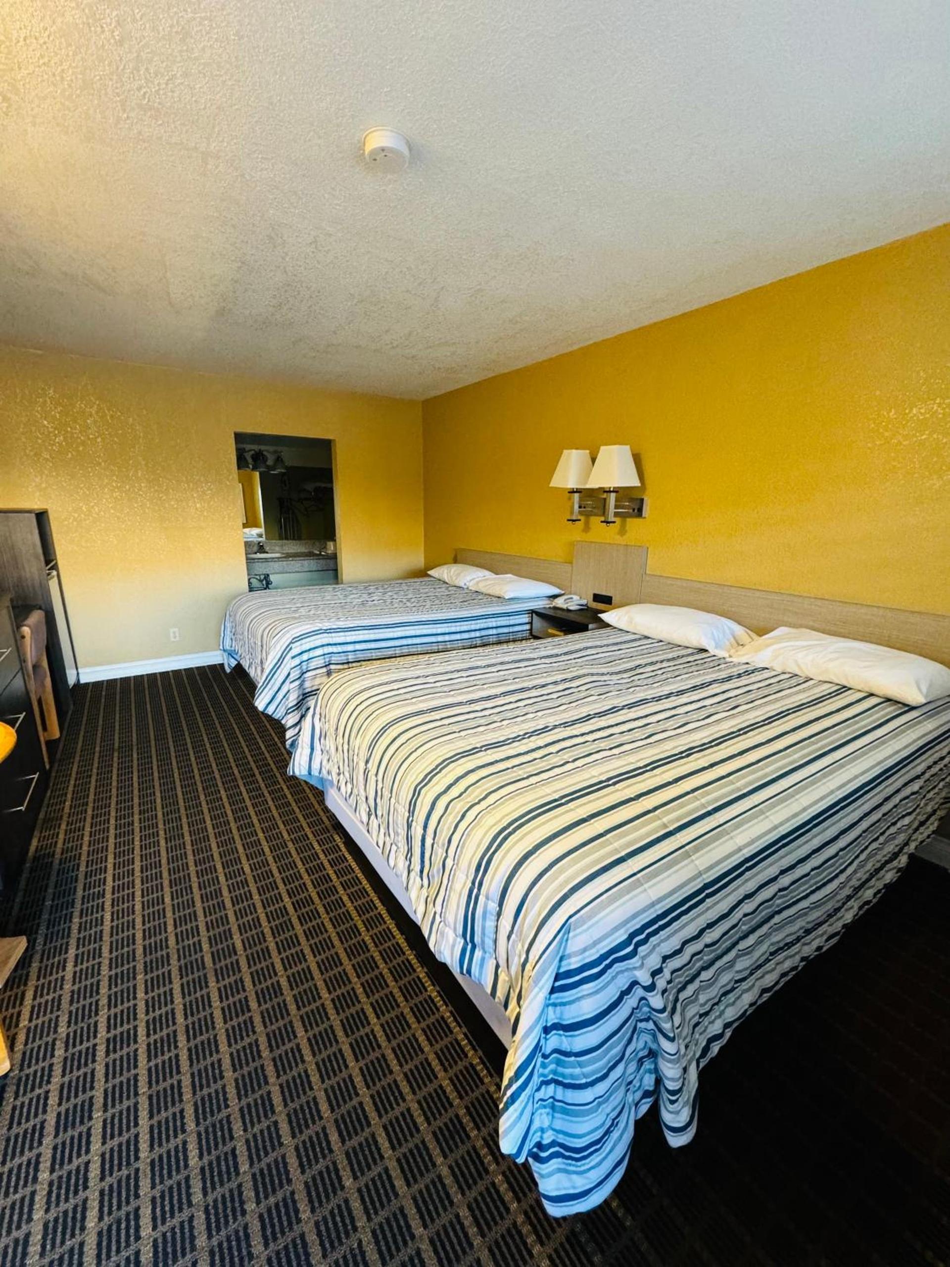 Mount Whitney Motel photo 2