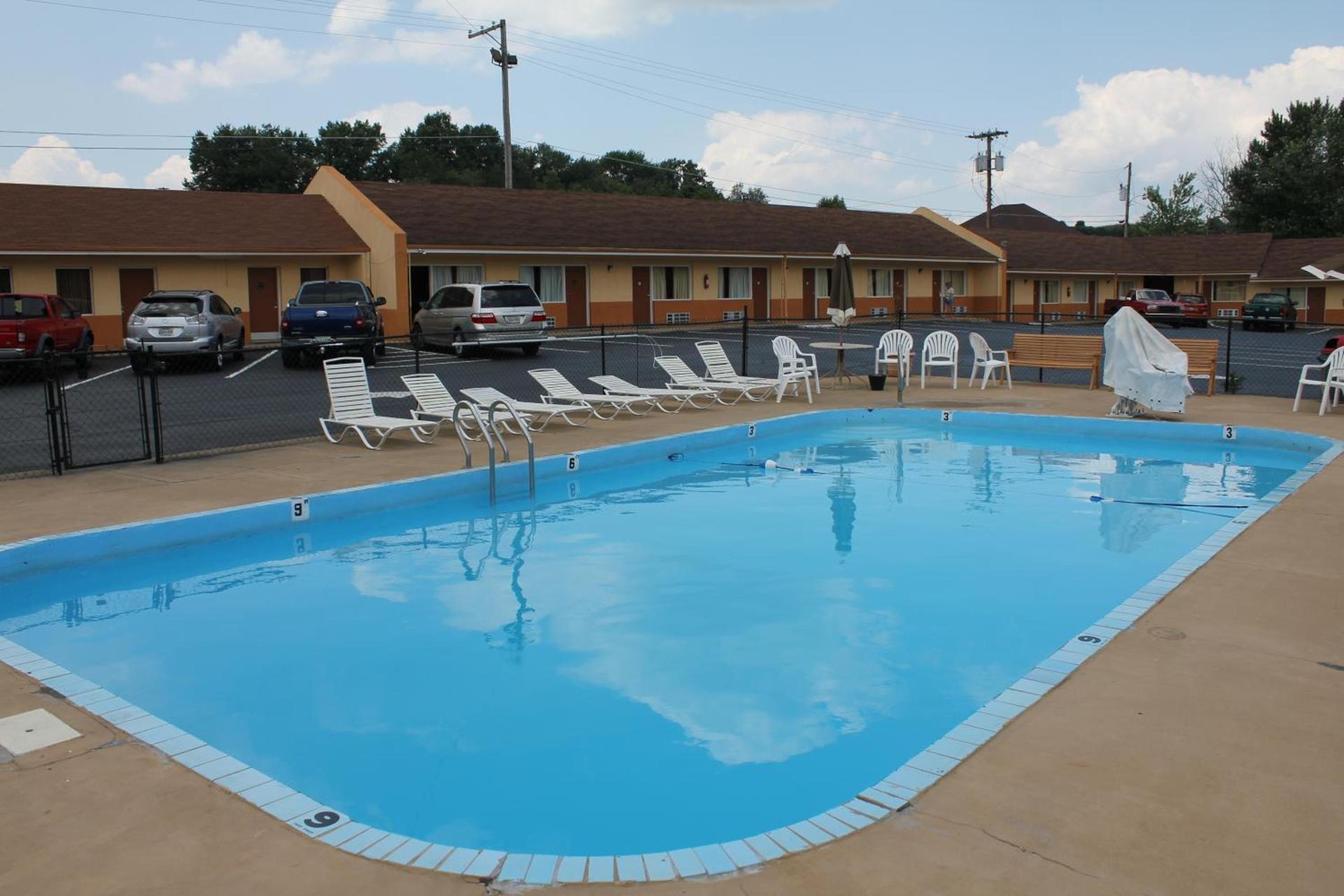 Andrew Johnson Inn photo 15