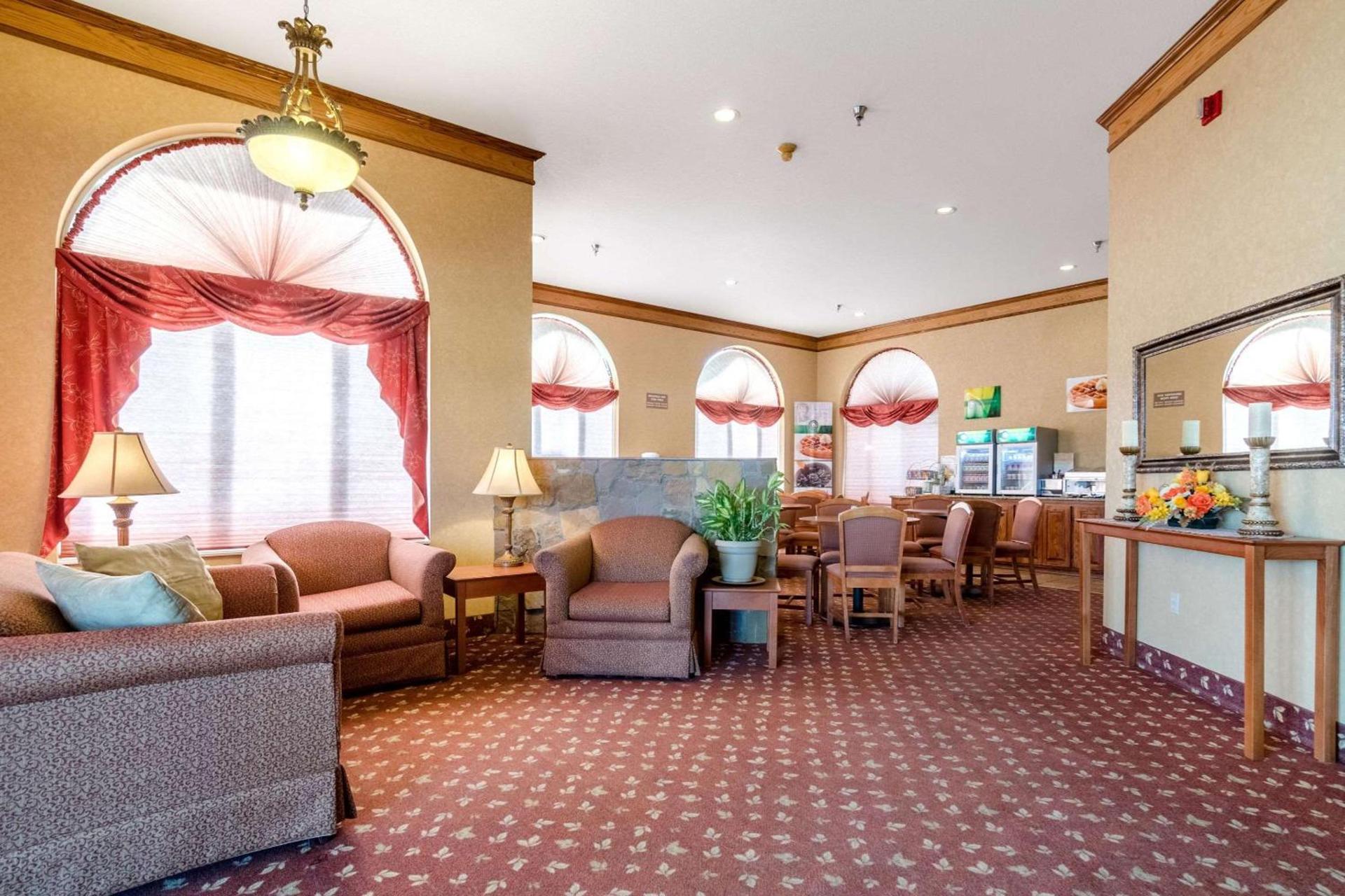 Quality Inn Alliance photo 6