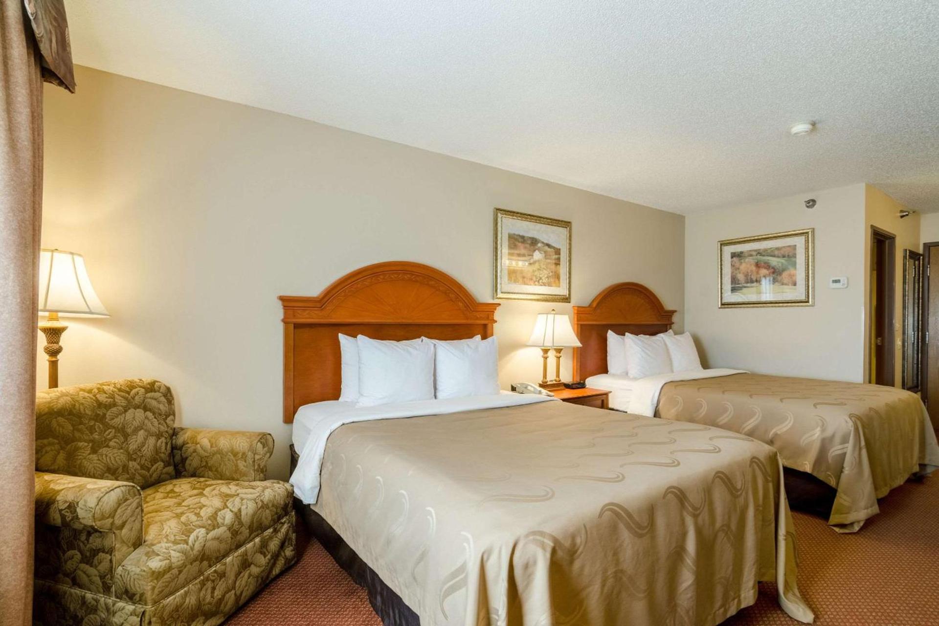 Quality Inn Alliance photo 10