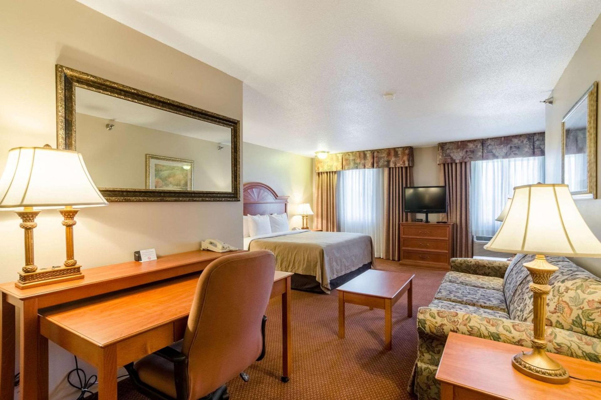 Quality Inn Alliance photo 20