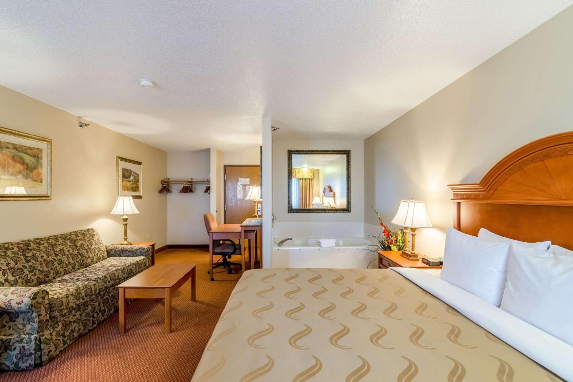 Quality Inn Alliance photo 22