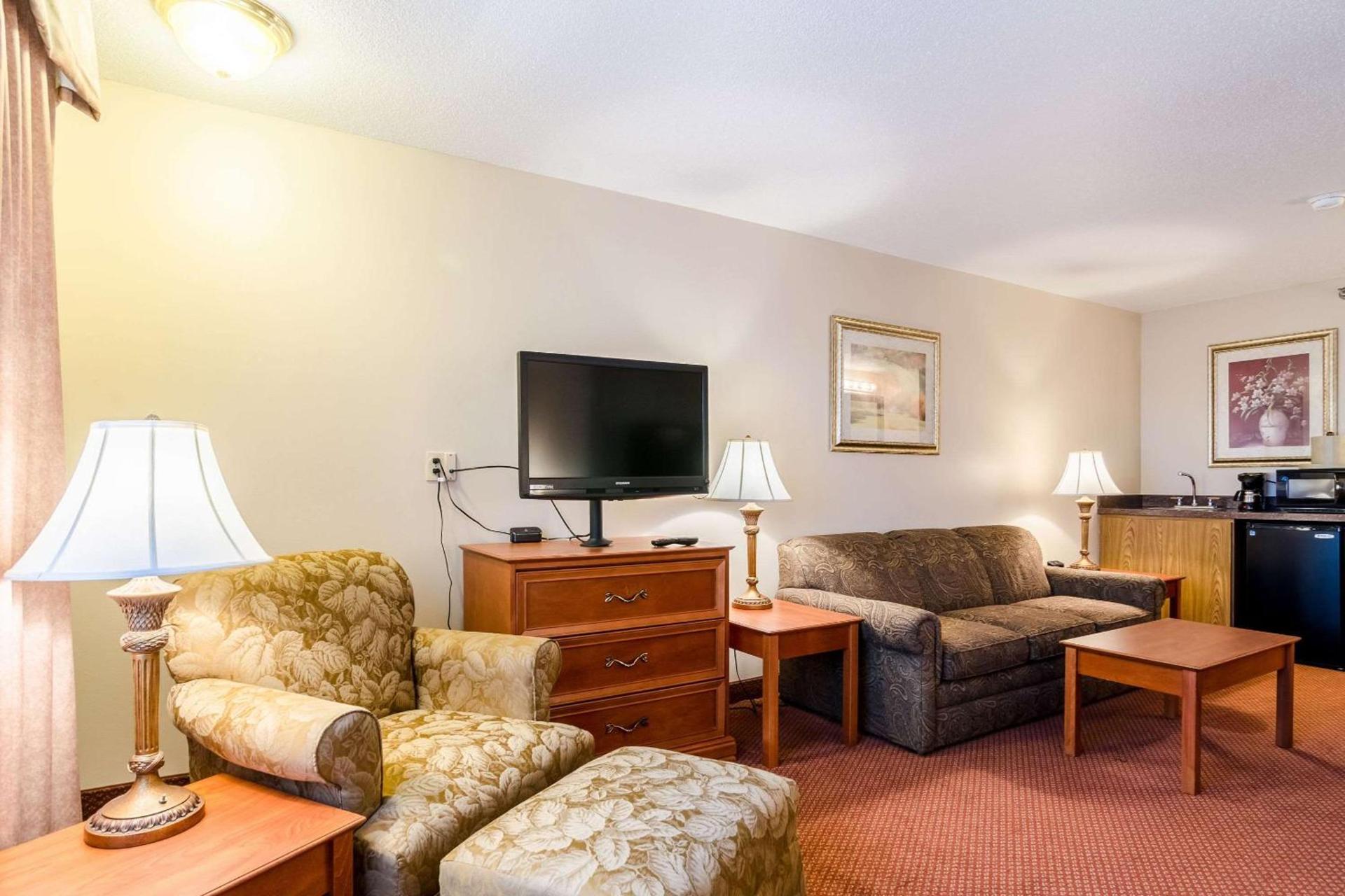 Quality Inn Alliance photo 26