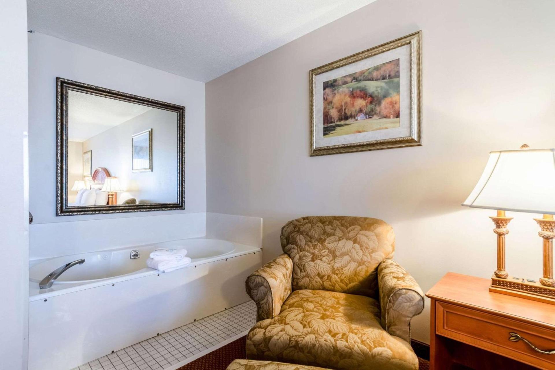 Quality Inn Alliance photo 29