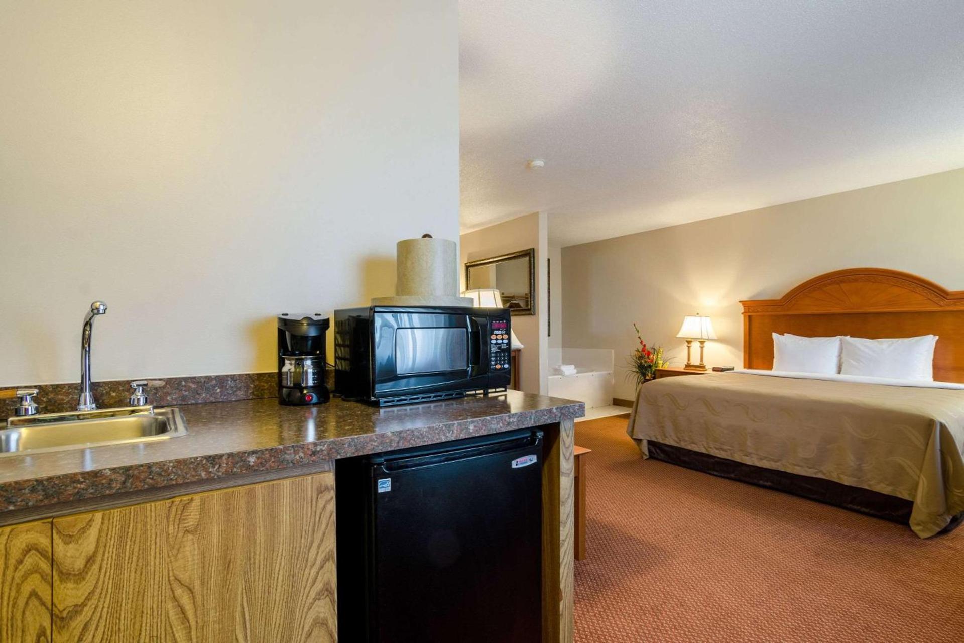 Quality Inn Alliance photo 31