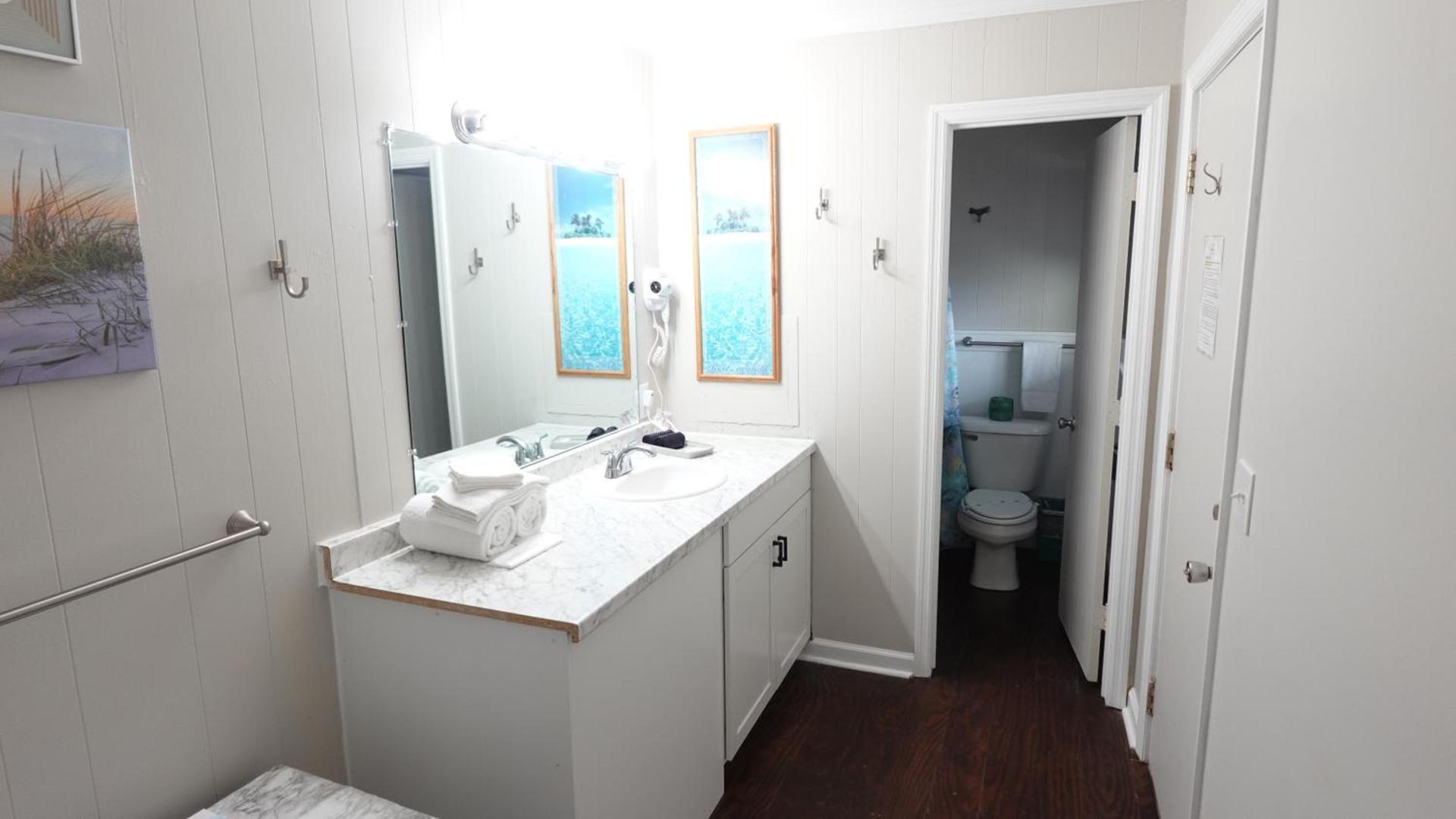 Sea Vista Motel photo 29