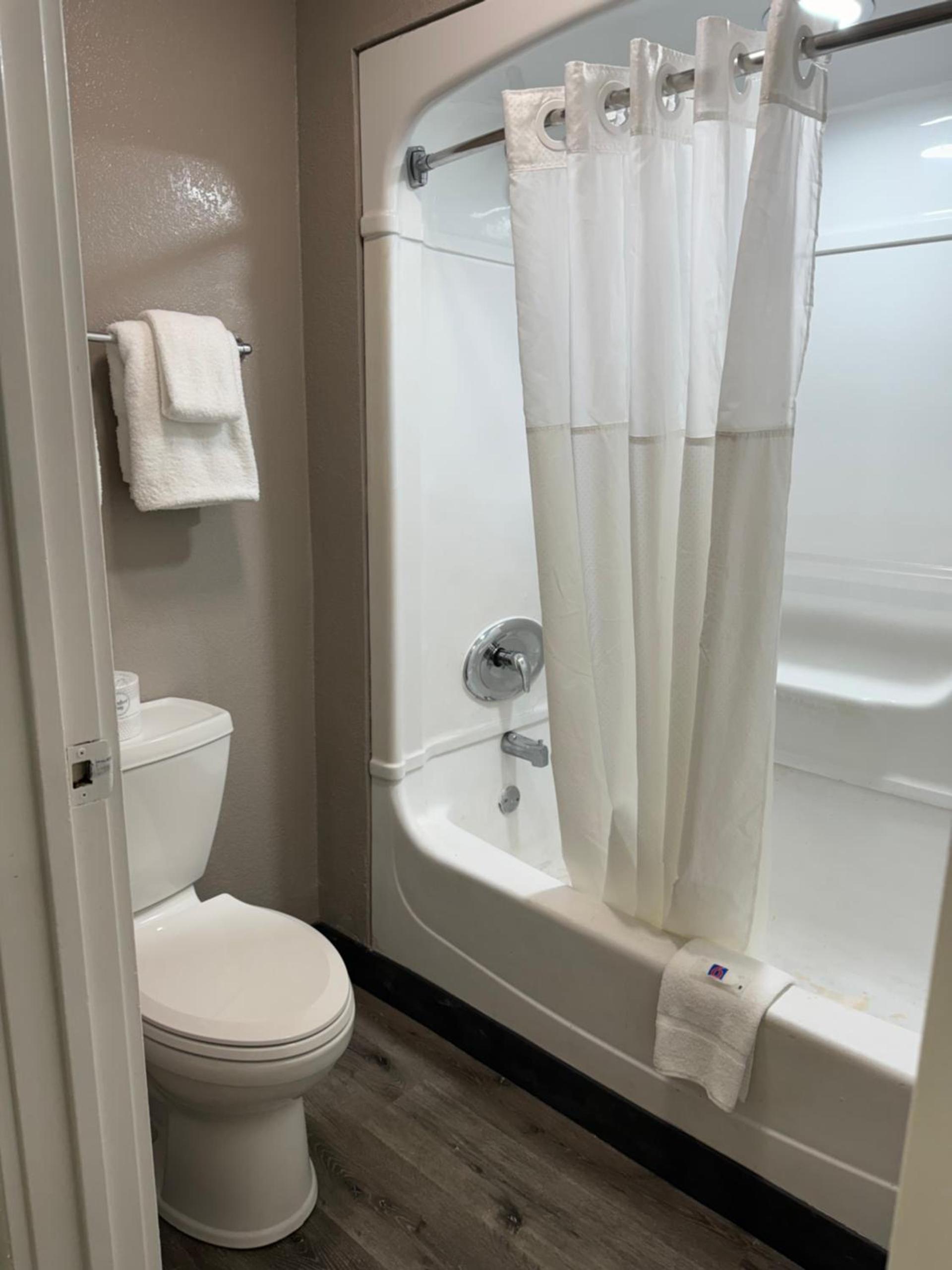 Motel 6-Bradenton, FL photo 7