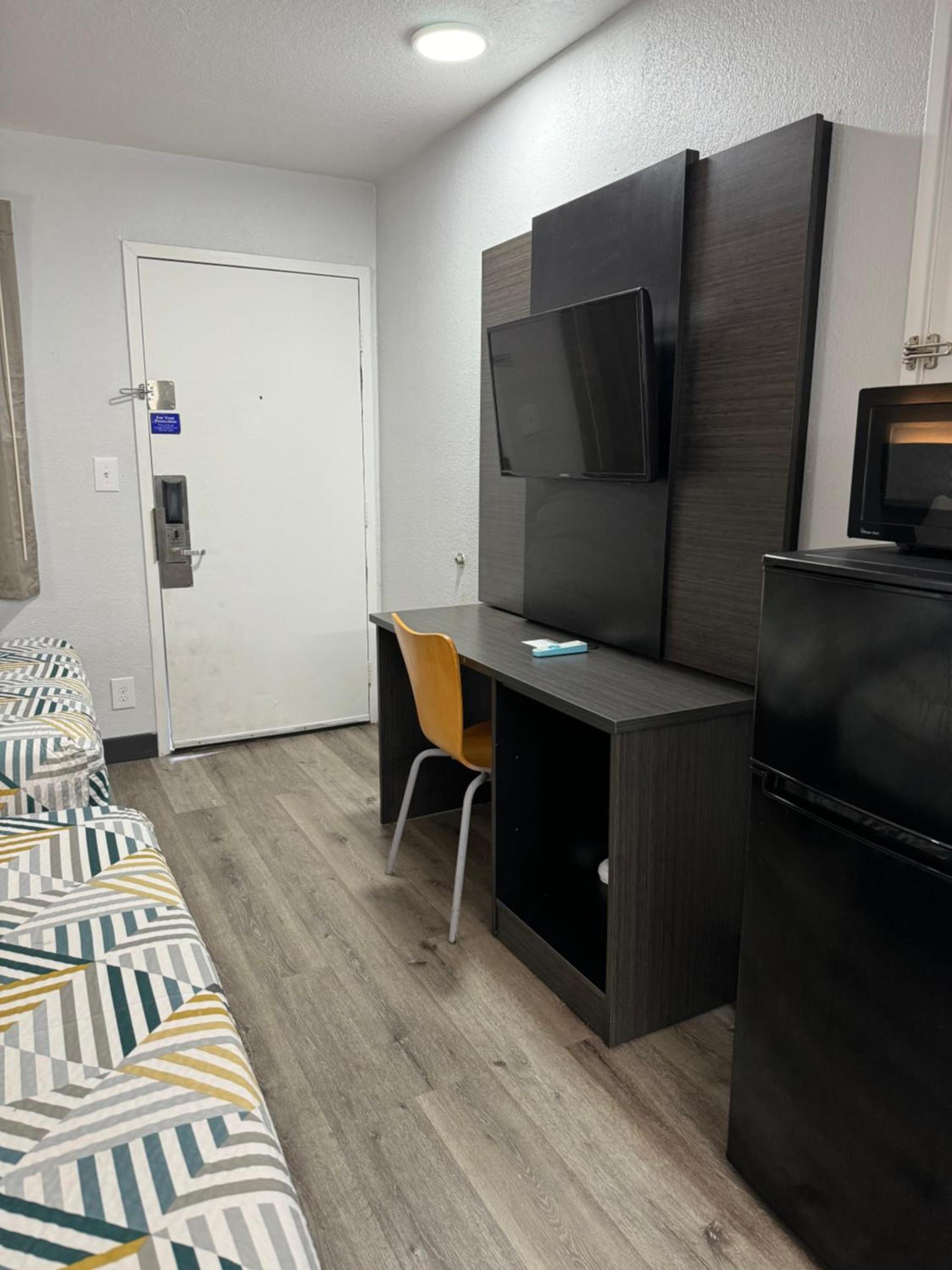 Motel 6-Bradenton, FL photo 41
