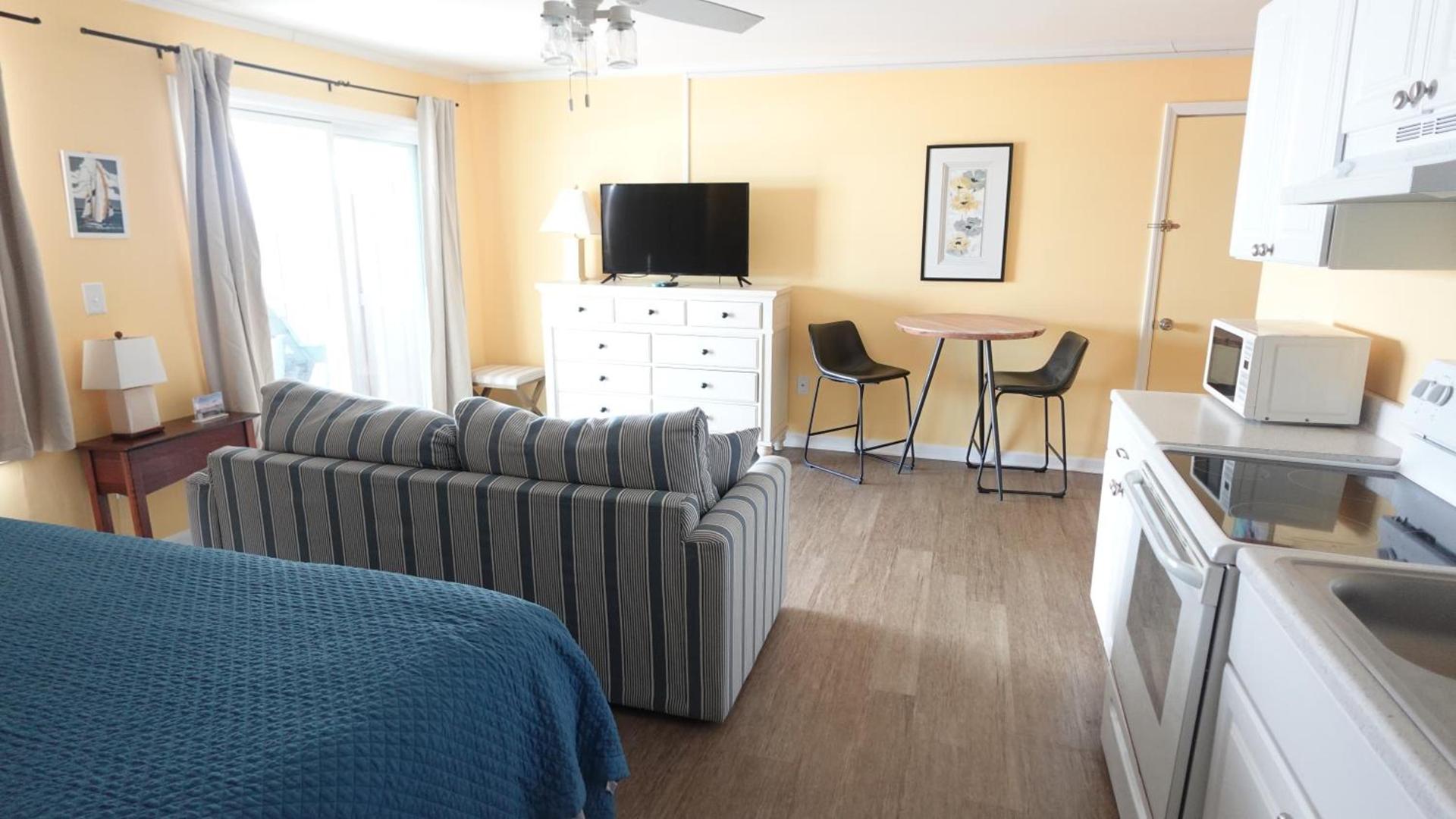 Sea Vista Motel photo 63