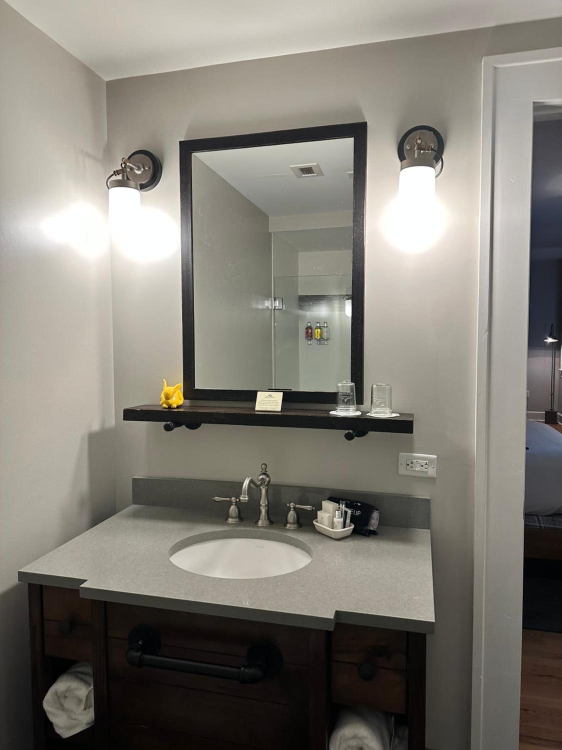 Western Front Hotel photo 25