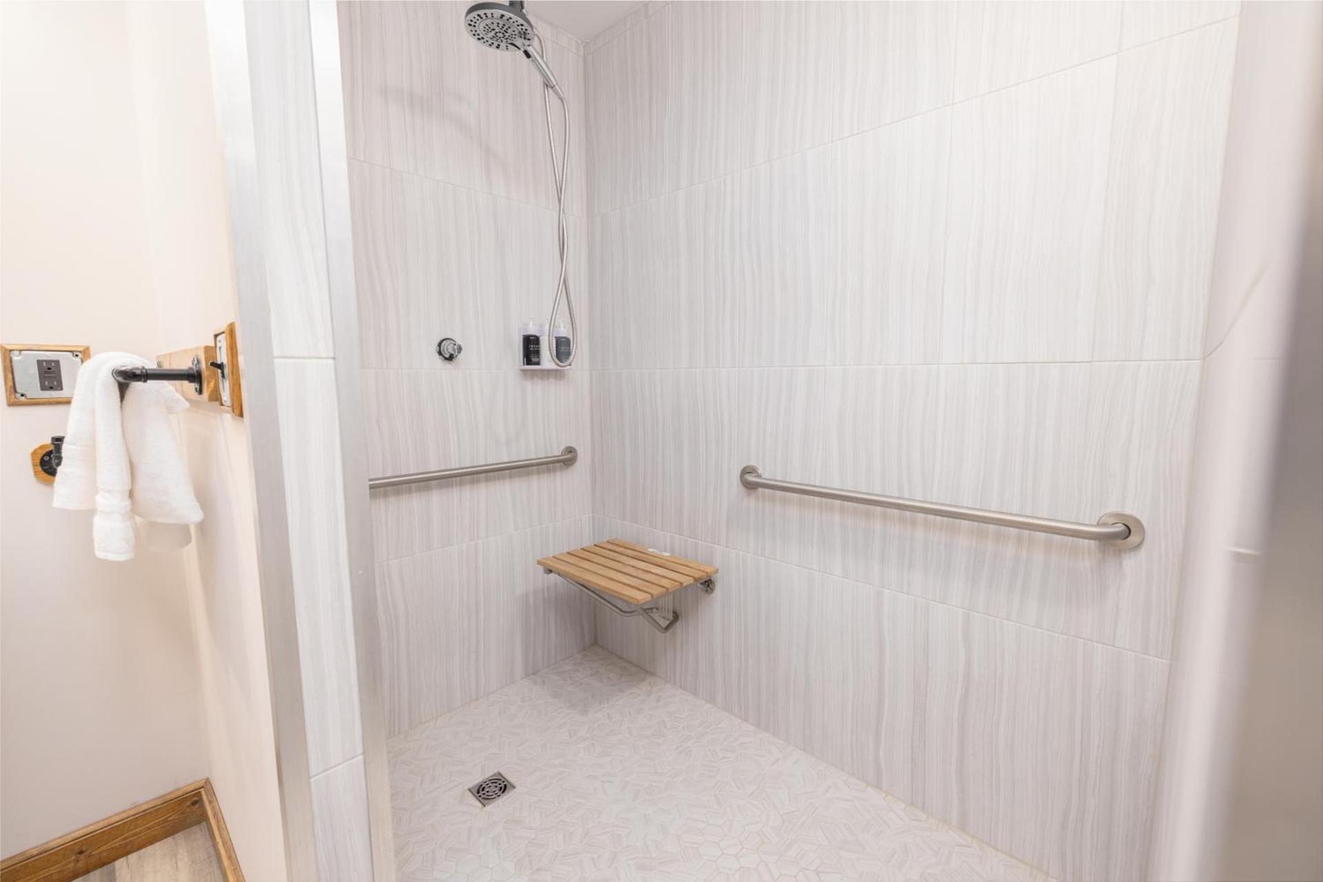 Hartwell Suites photo 8