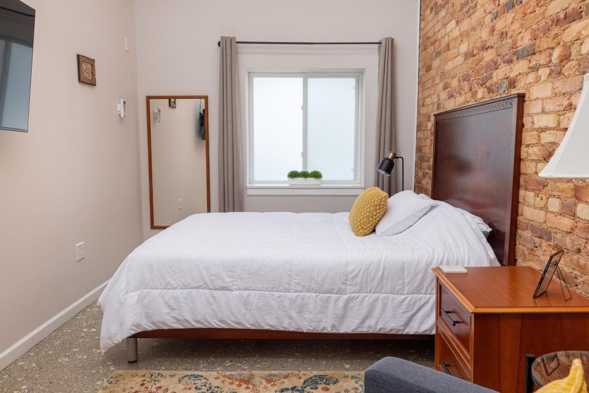 Hartwell Suites photo 19