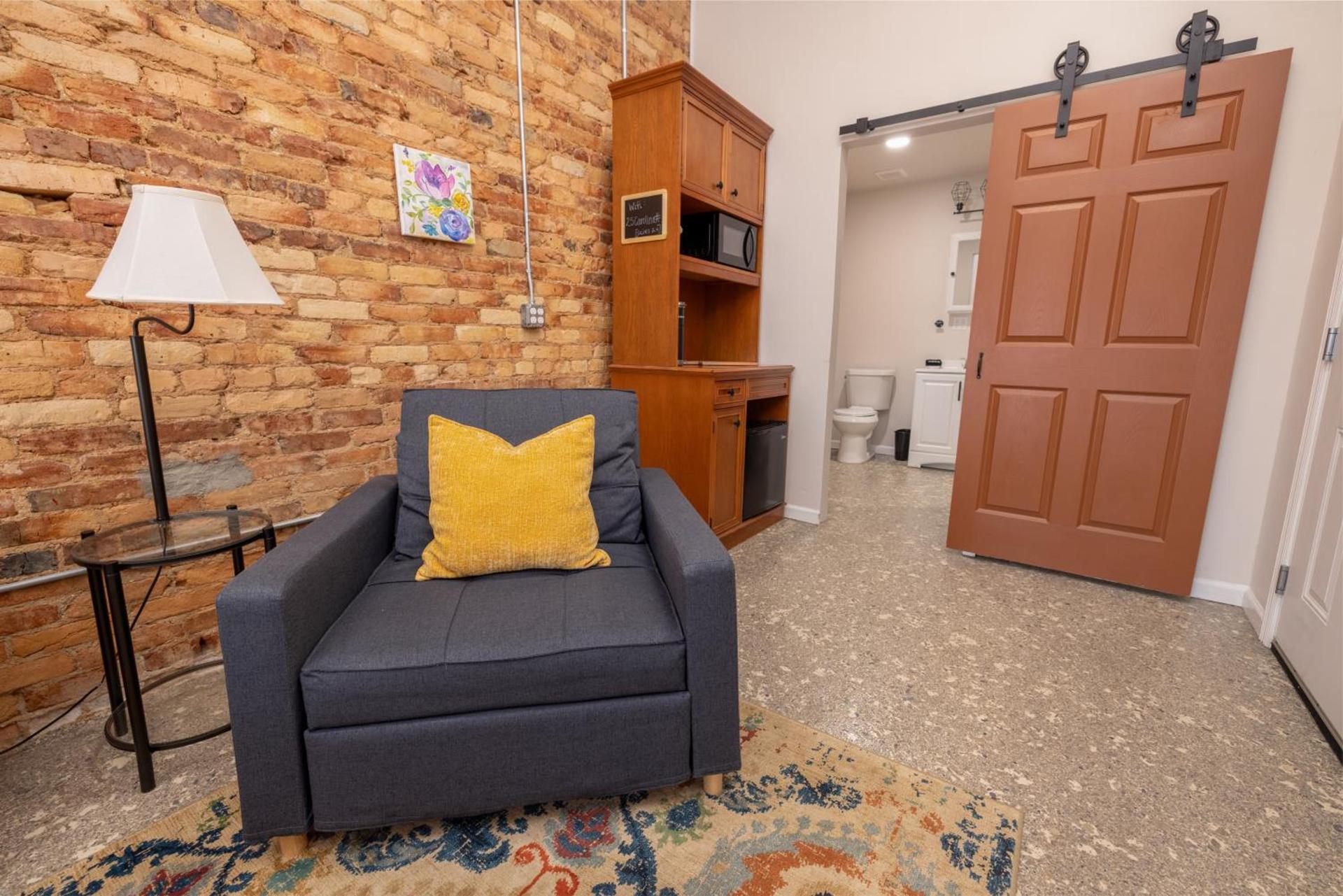 Hartwell Suites photo 53