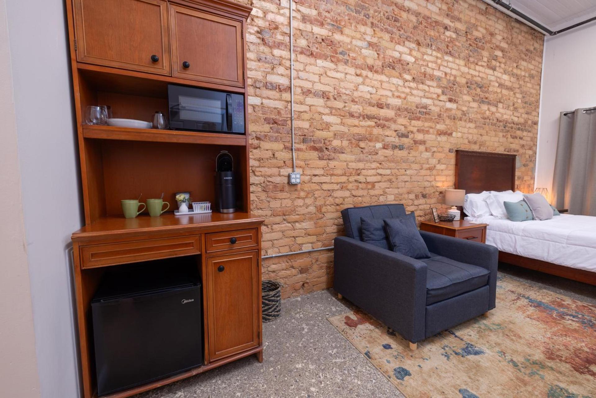 Hartwell Suites photo 24