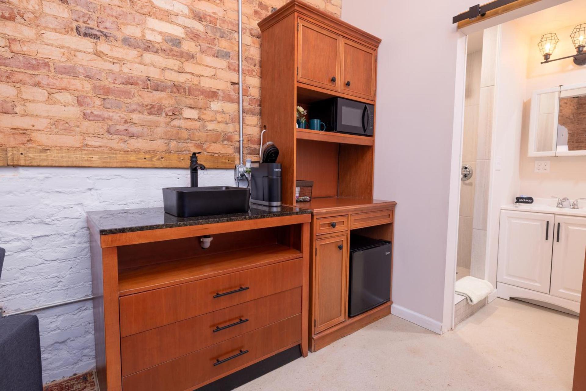 Hartwell Suites photo 52