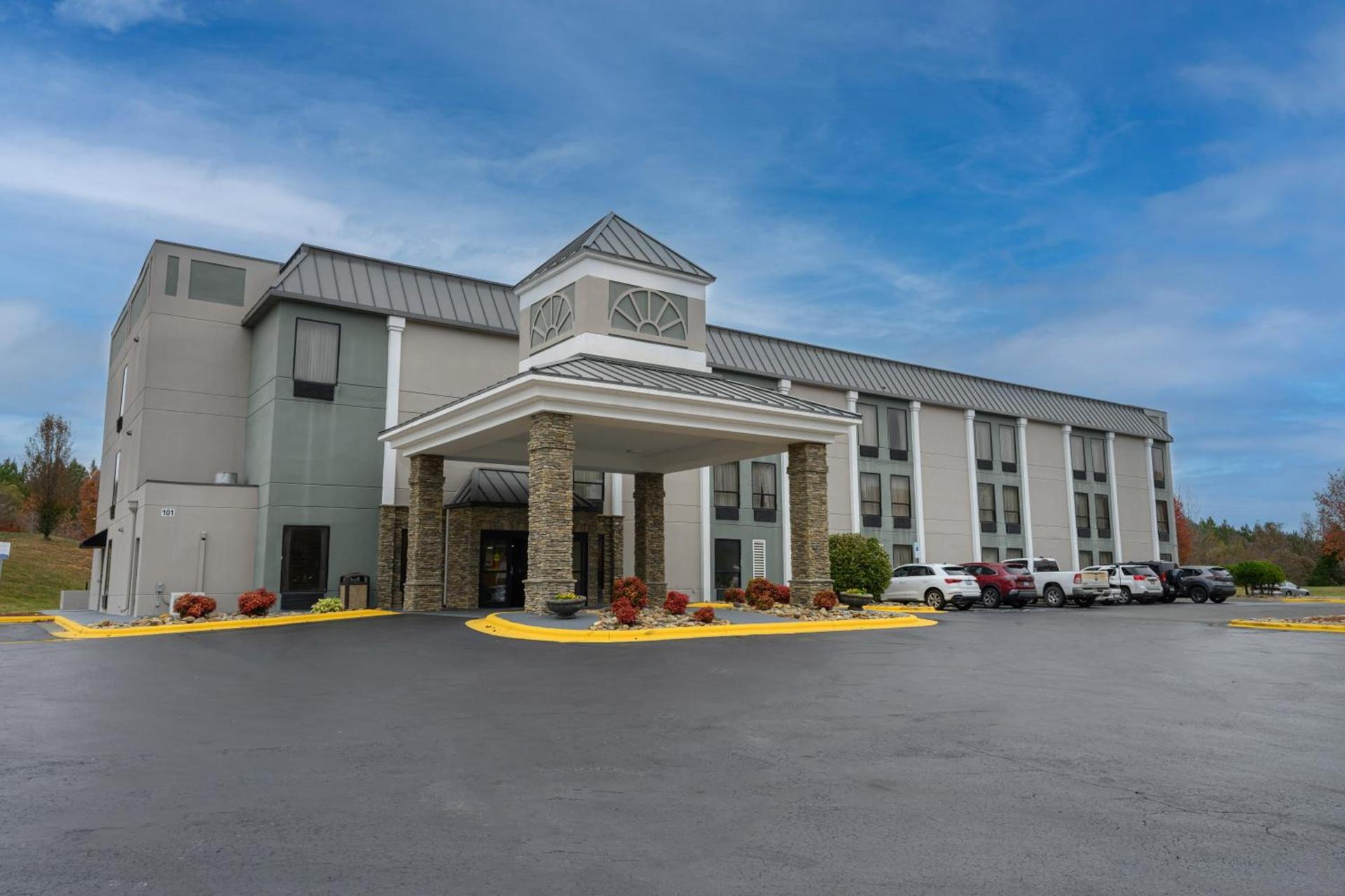 Quality Inn & Suites Lexington South photo 57