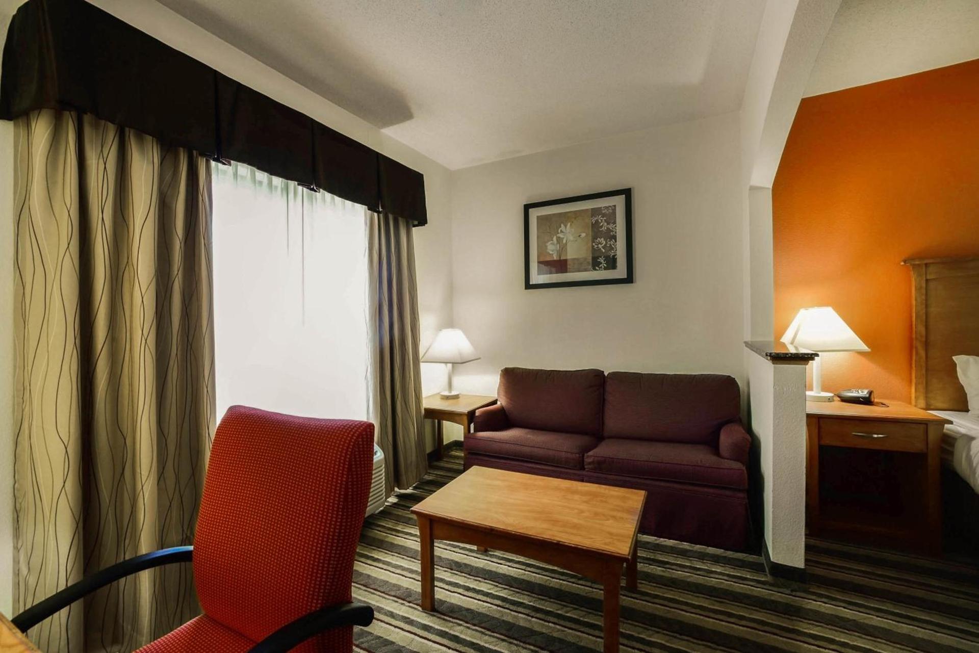 Baymont by Wyndham Marion photo 3