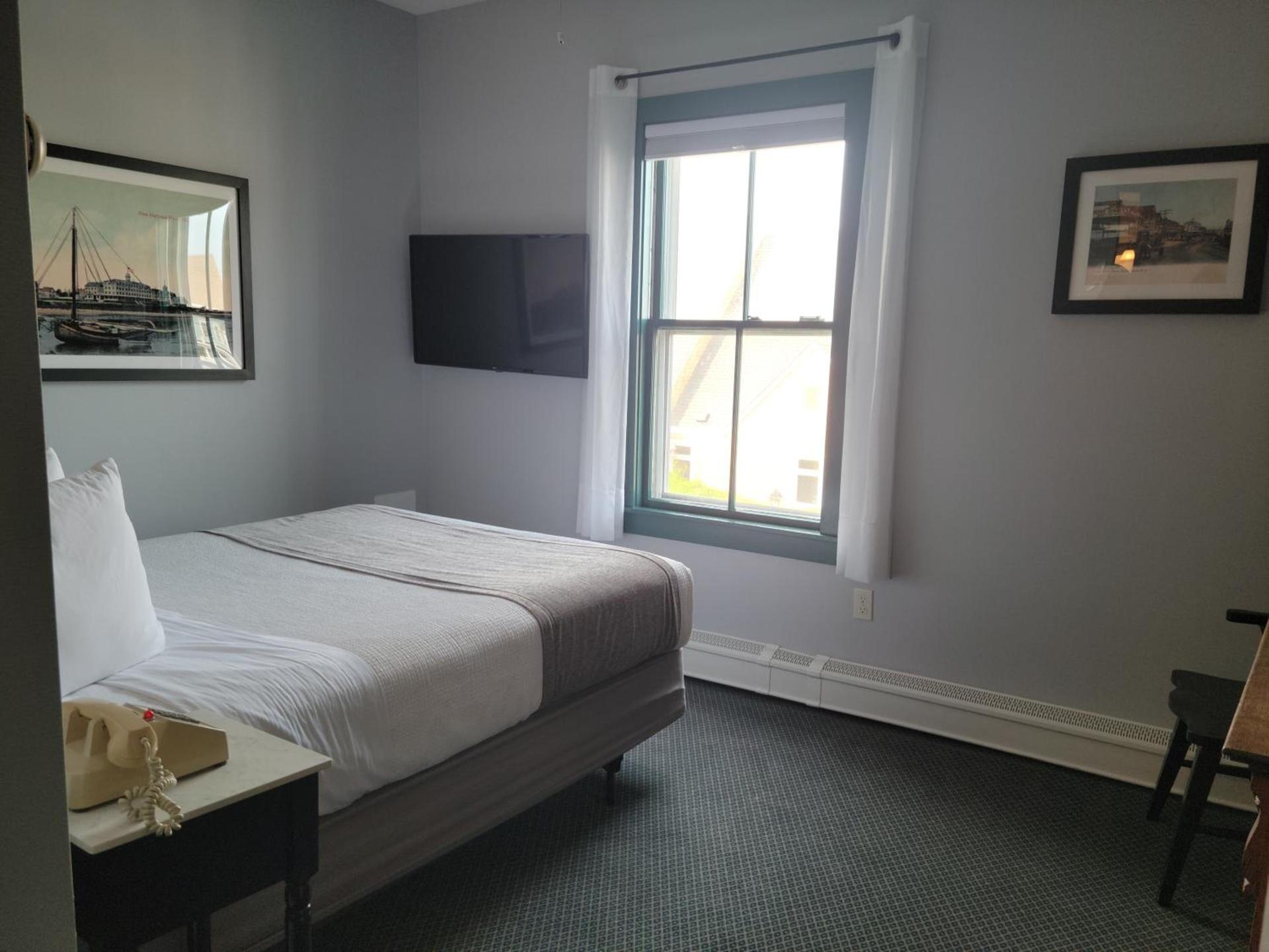 National Hotel photo 20