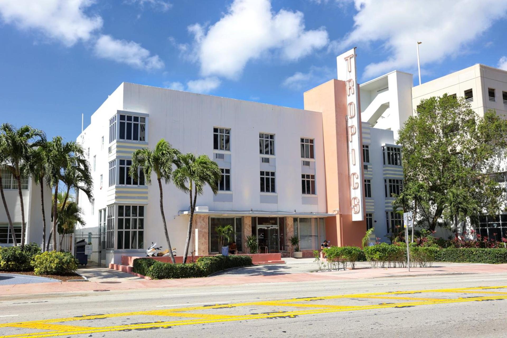 Tropics Hotel Miami Beach photo 1