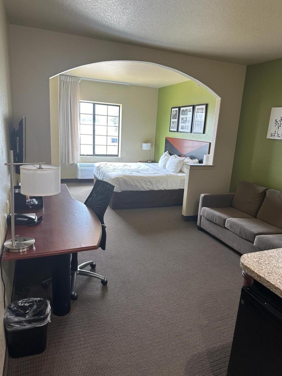 Sleep Inn & Suites at Six Flags photo 45