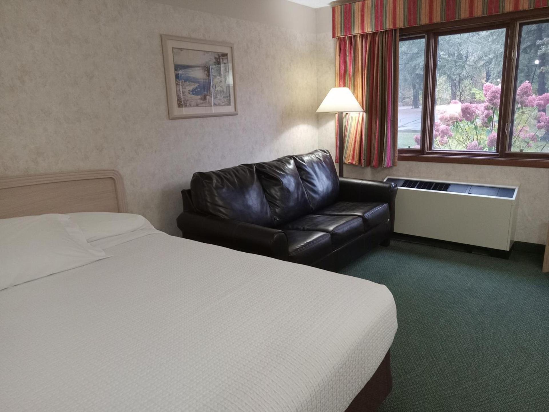 Paradise Shores Hotel photo 5