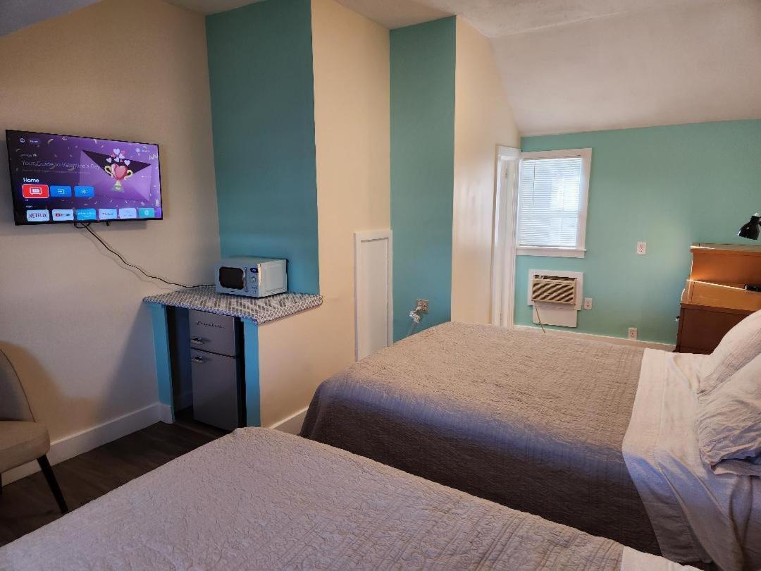 Jonathan Edwards Motel photo 28