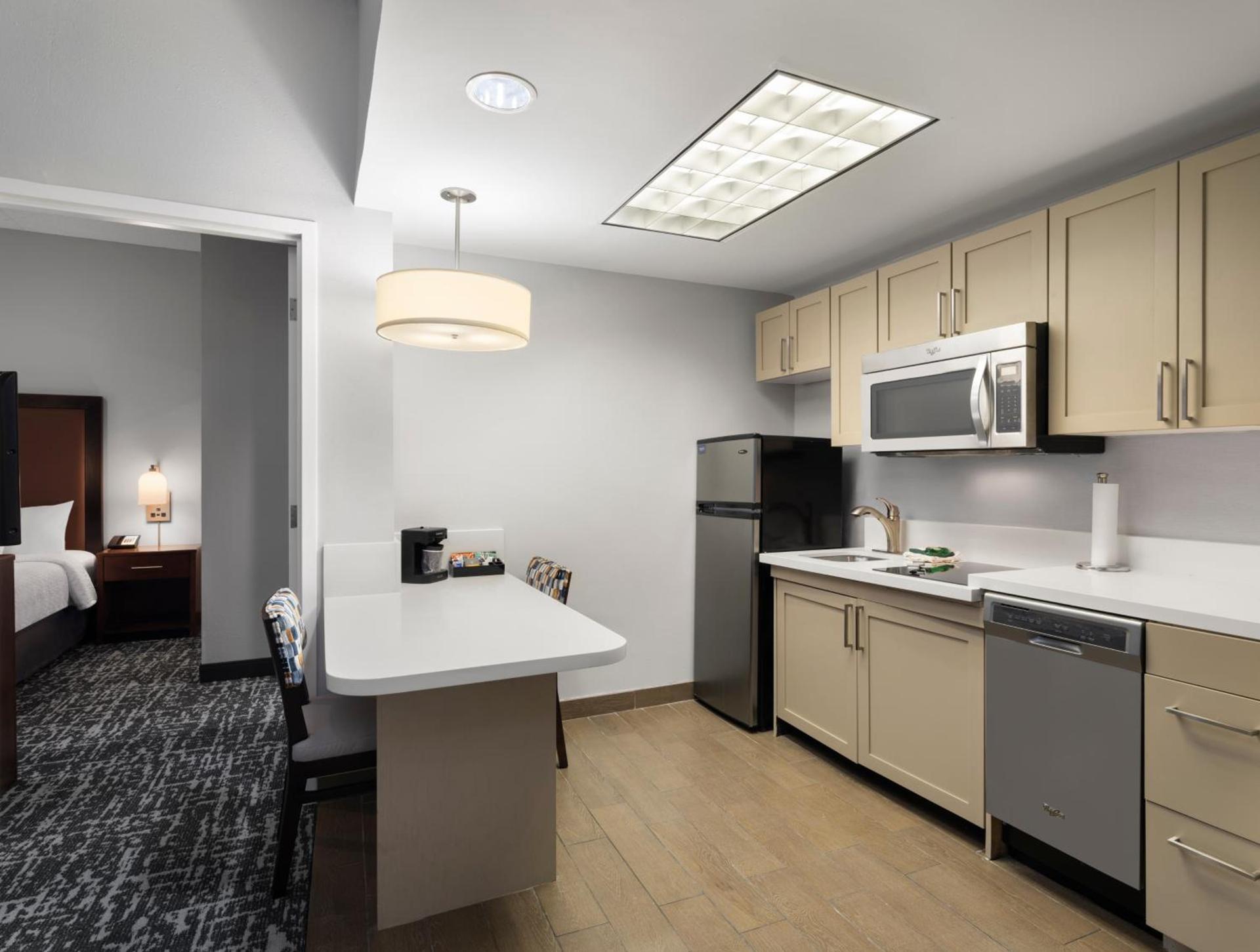 Homewood Suites Columbus - Airport photo 56