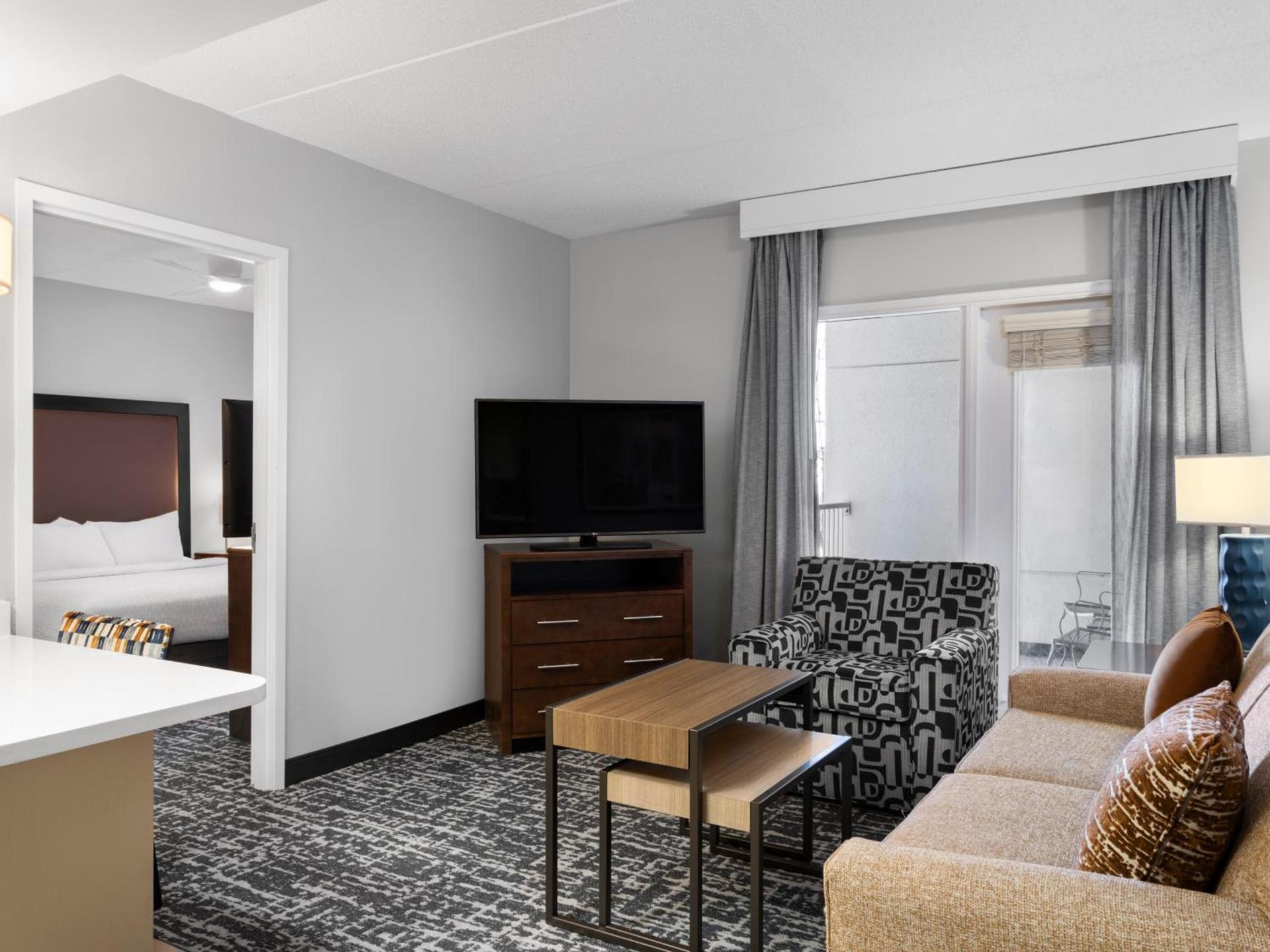 Homewood Suites Columbus - Airport photo 60