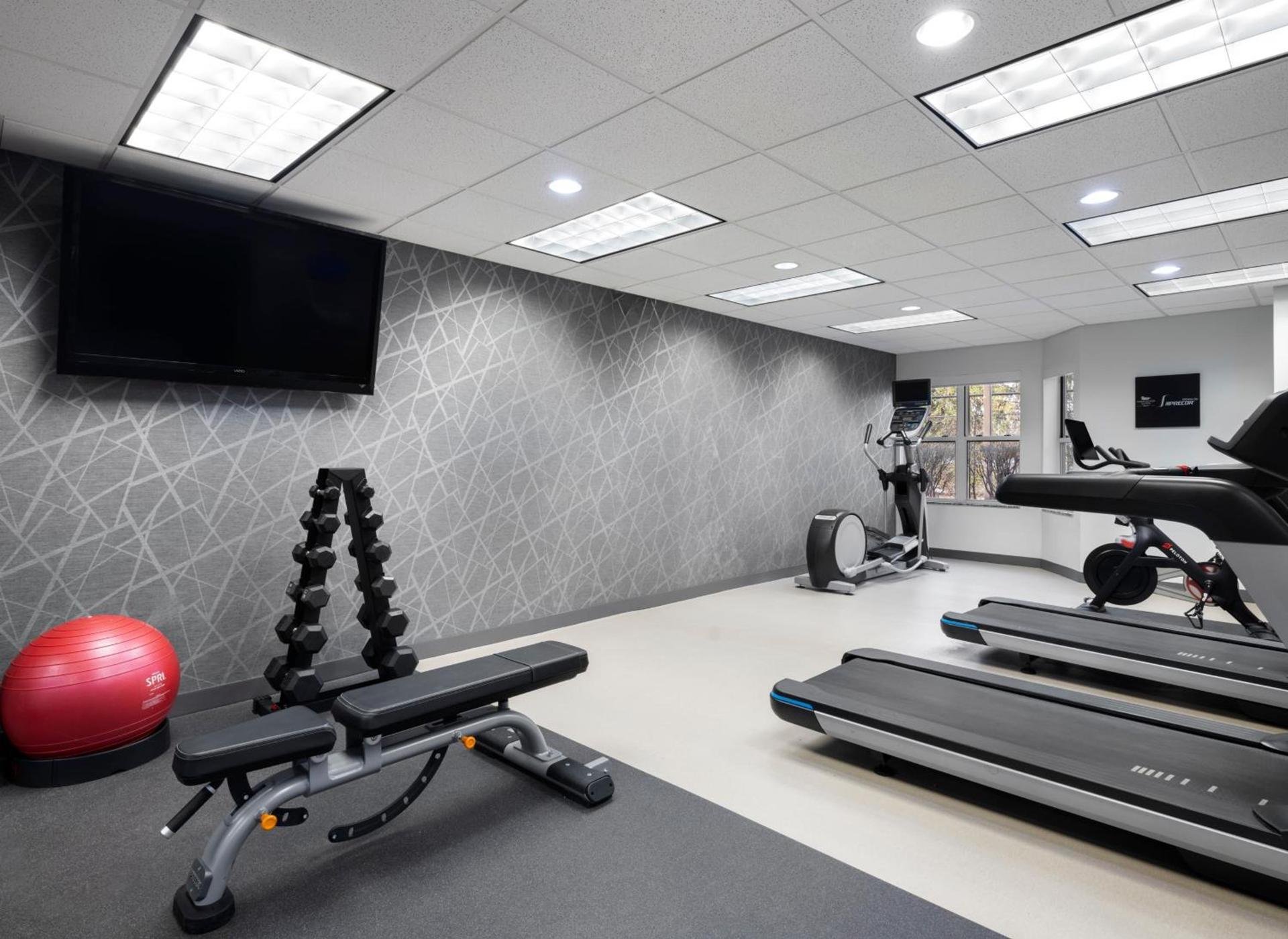 Homewood Suites Columbus - Airport photo 64