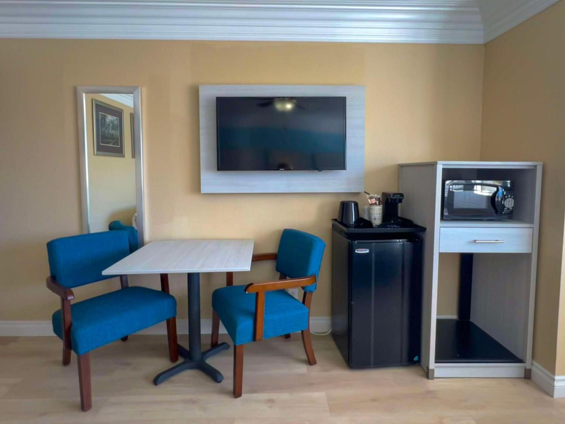 Best Western Tradewinds photo 13