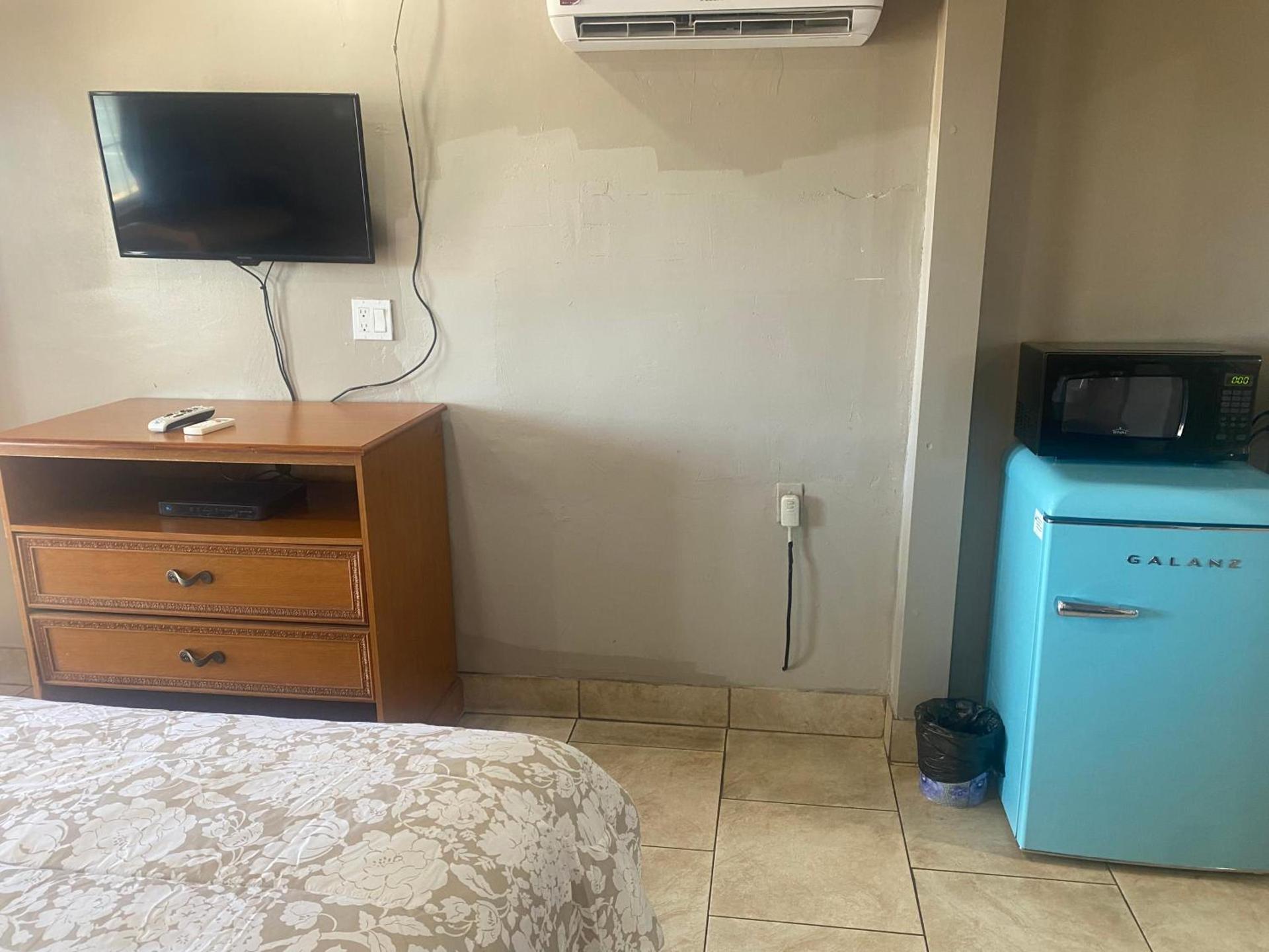 Apple Valley Motel photo 12