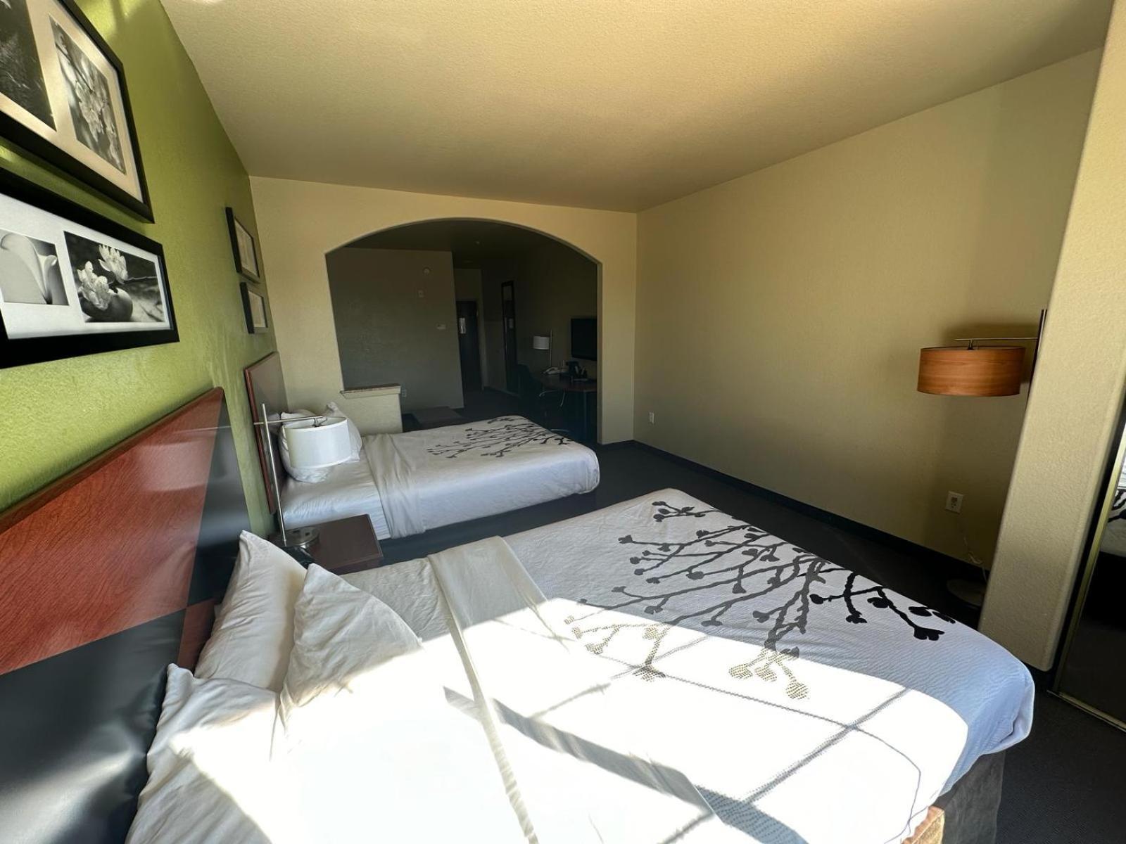 Sleep Inn & Suites at Six Flags photo 50